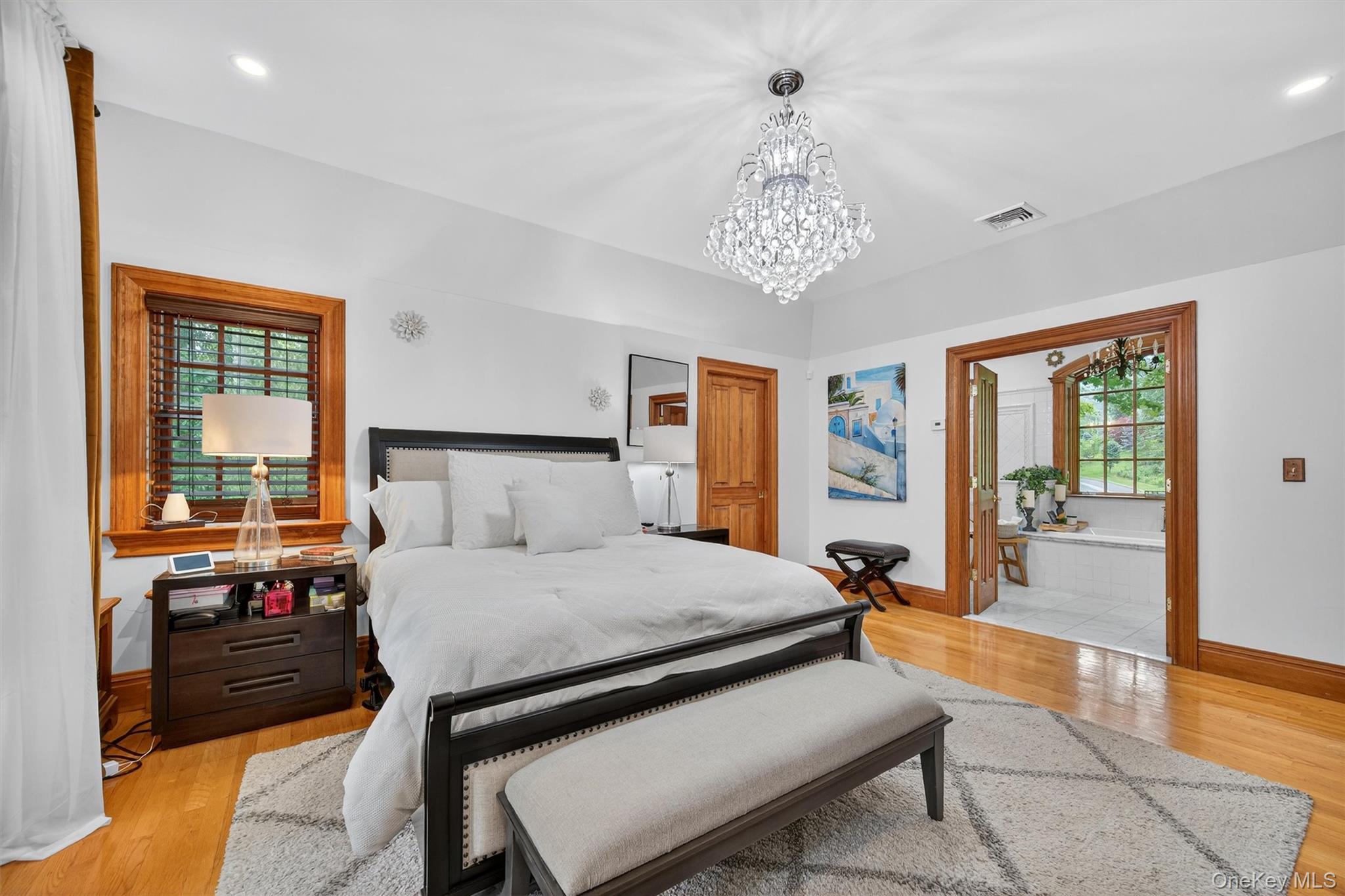 10 Greenwich Avenue, Central Valley, NY 10917