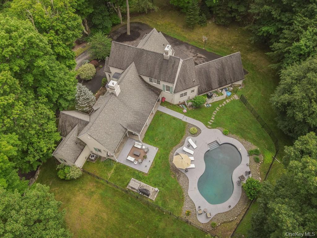 10 Greenwich Avenue, Central Valley, NY 10917