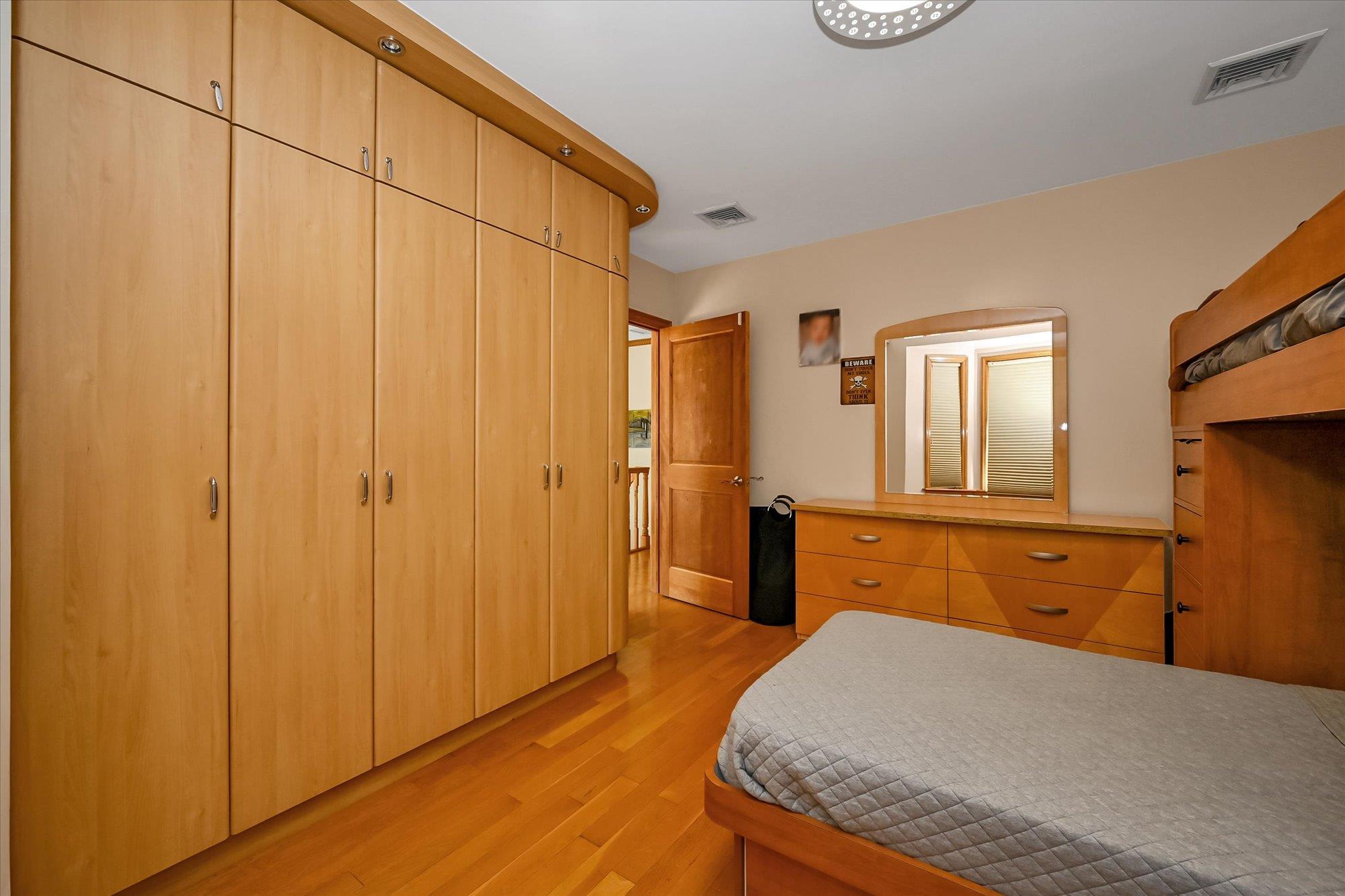 147-11 Jewel Avenue, Kew Garden Hills, NY 11367