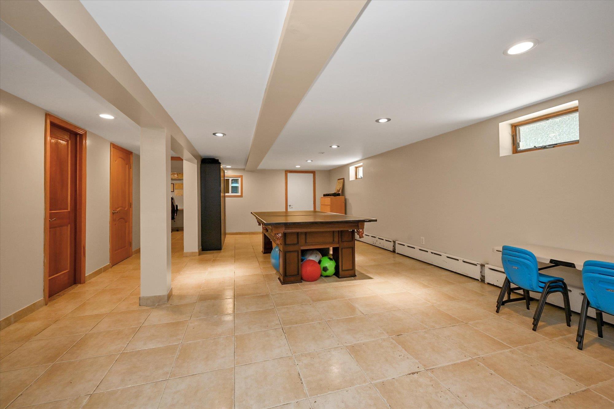 147-11 Jewel Avenue, Kew Garden Hills, NY 11367