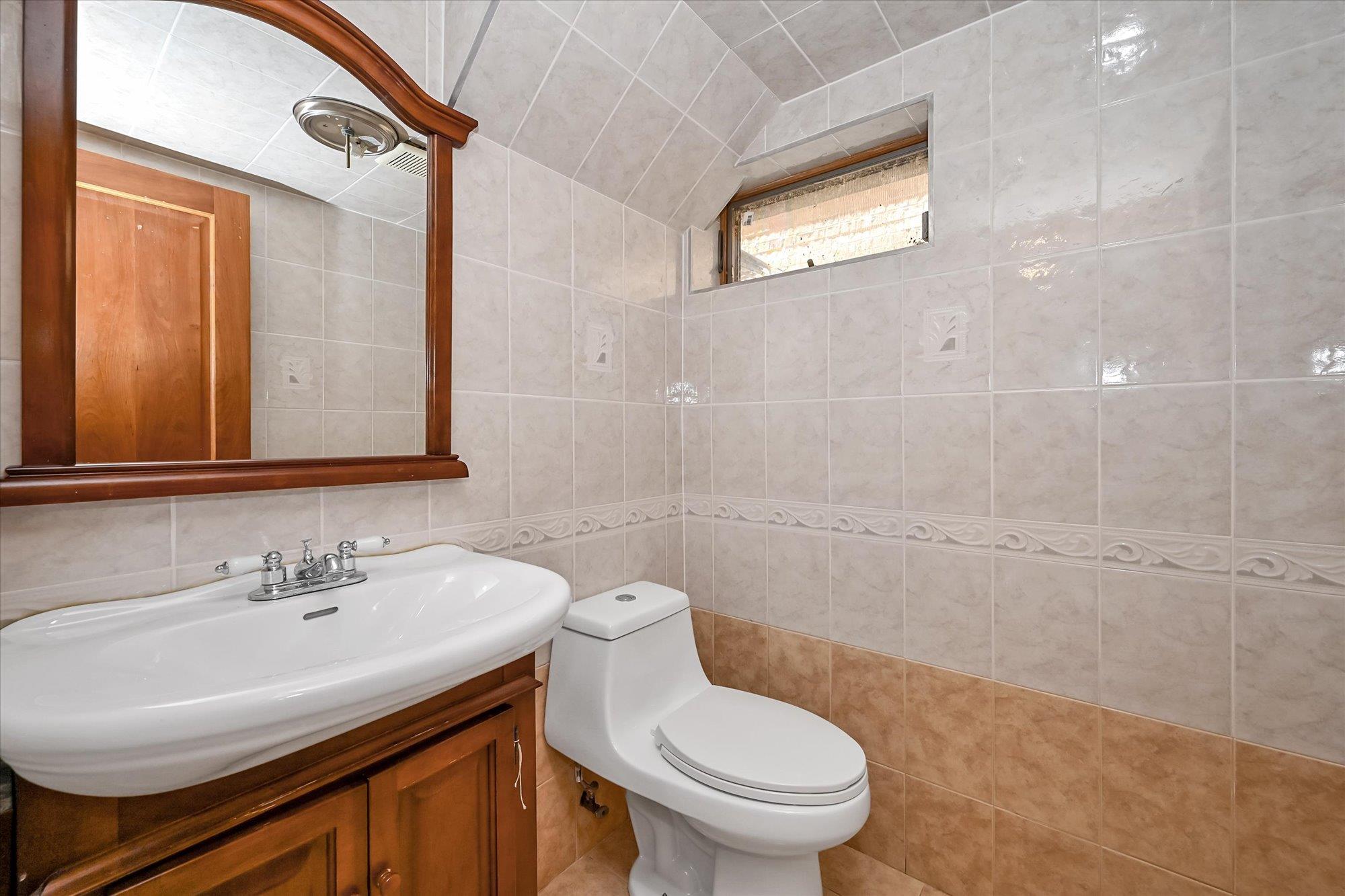 147-11 Jewel Avenue, Kew Garden Hills, NY 11367