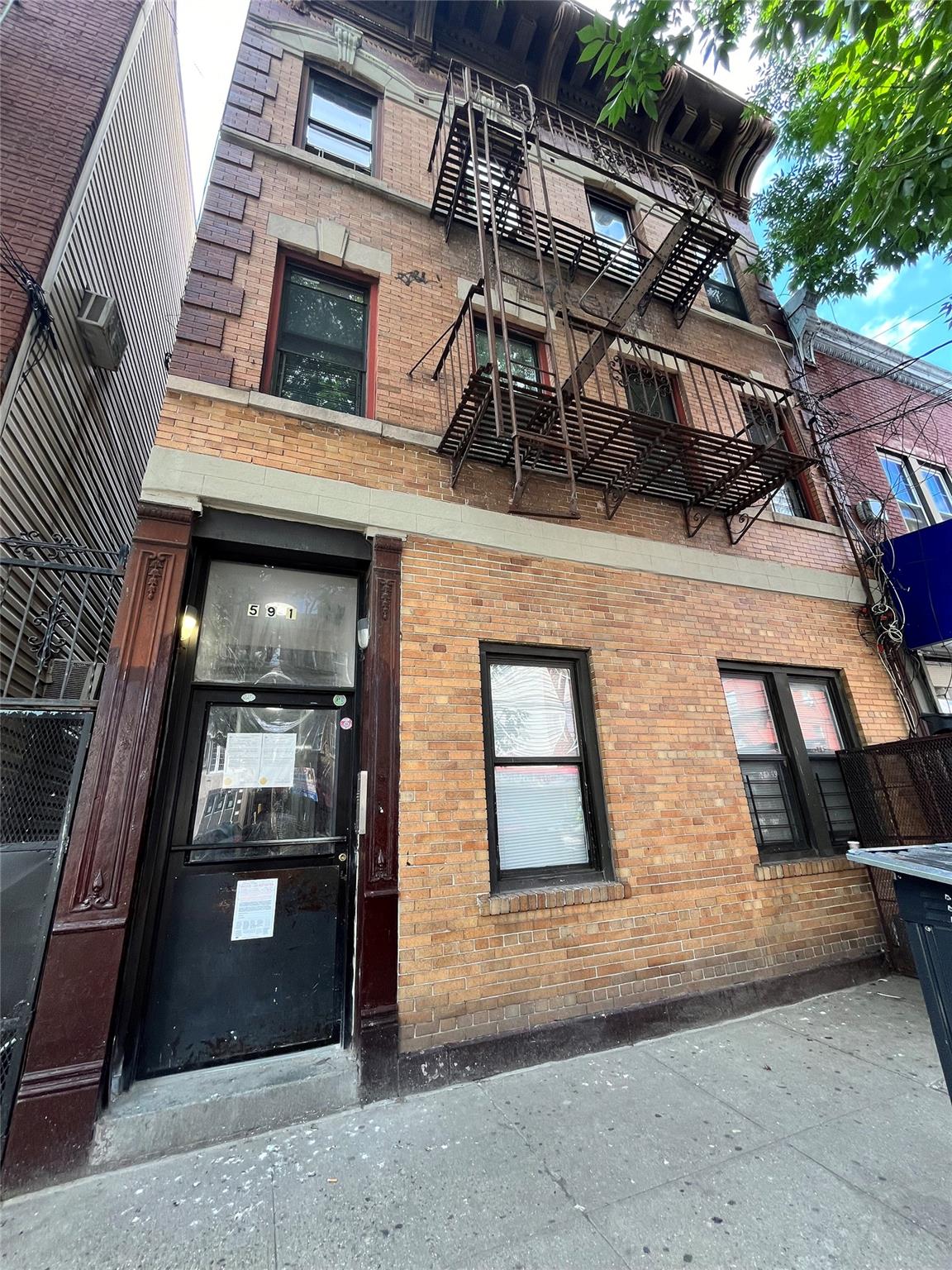 591 Van Nest Avenue, Bronx, NY 10460