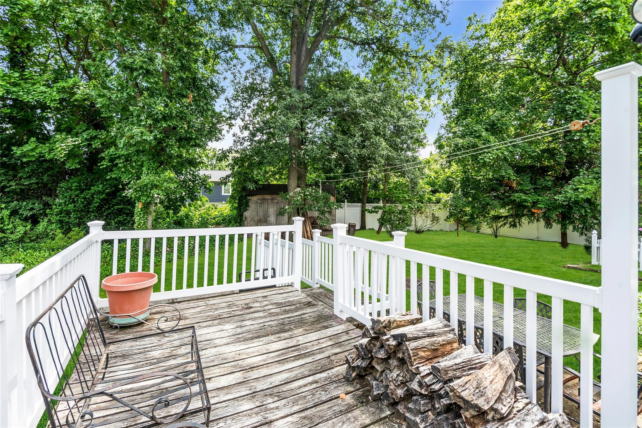 22 Robert Drive, Huntington, NY 11743