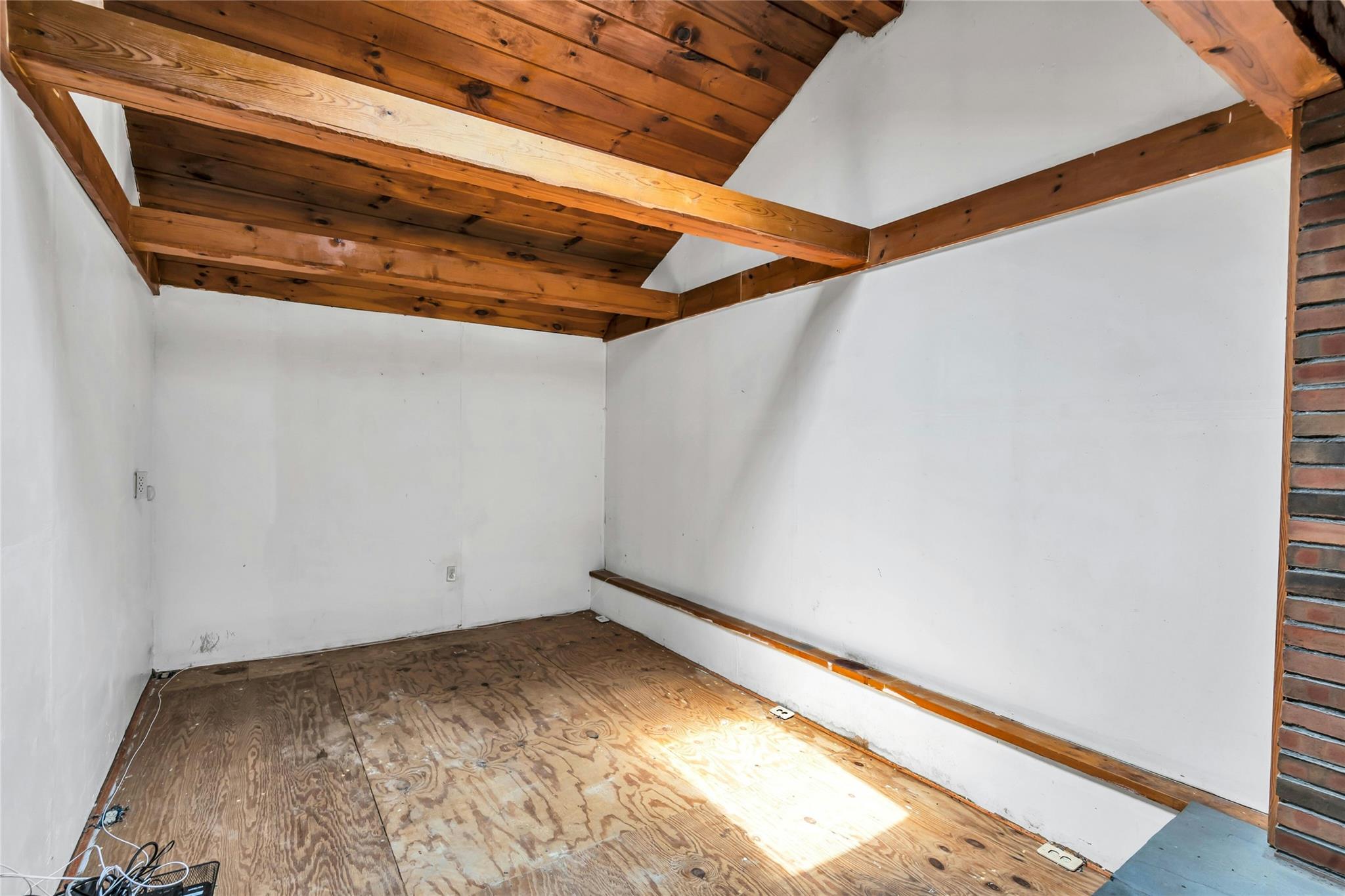 22 Robert Drive, Huntington, NY 11743