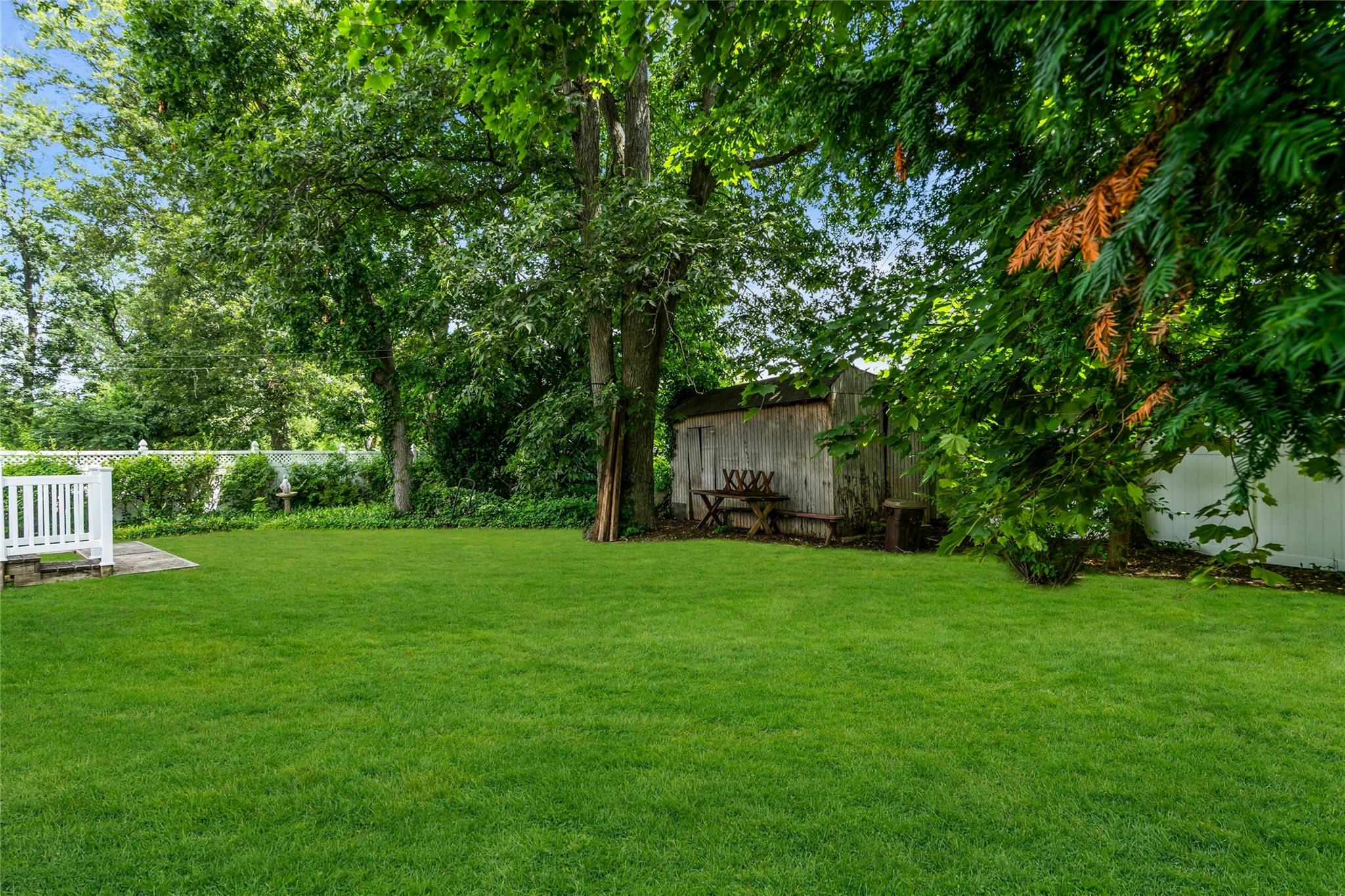 22 Robert Drive, Huntington, NY 11743