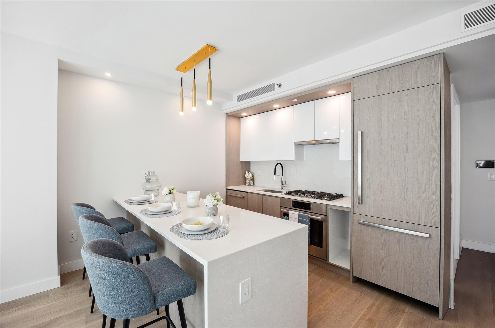 38-20 Parsons Boulevard # 321, Flushing, NY 11354