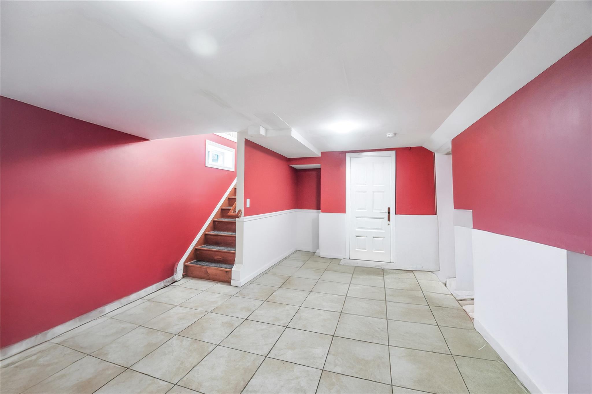 34 Harlem Avenue, Medford, NY 11763