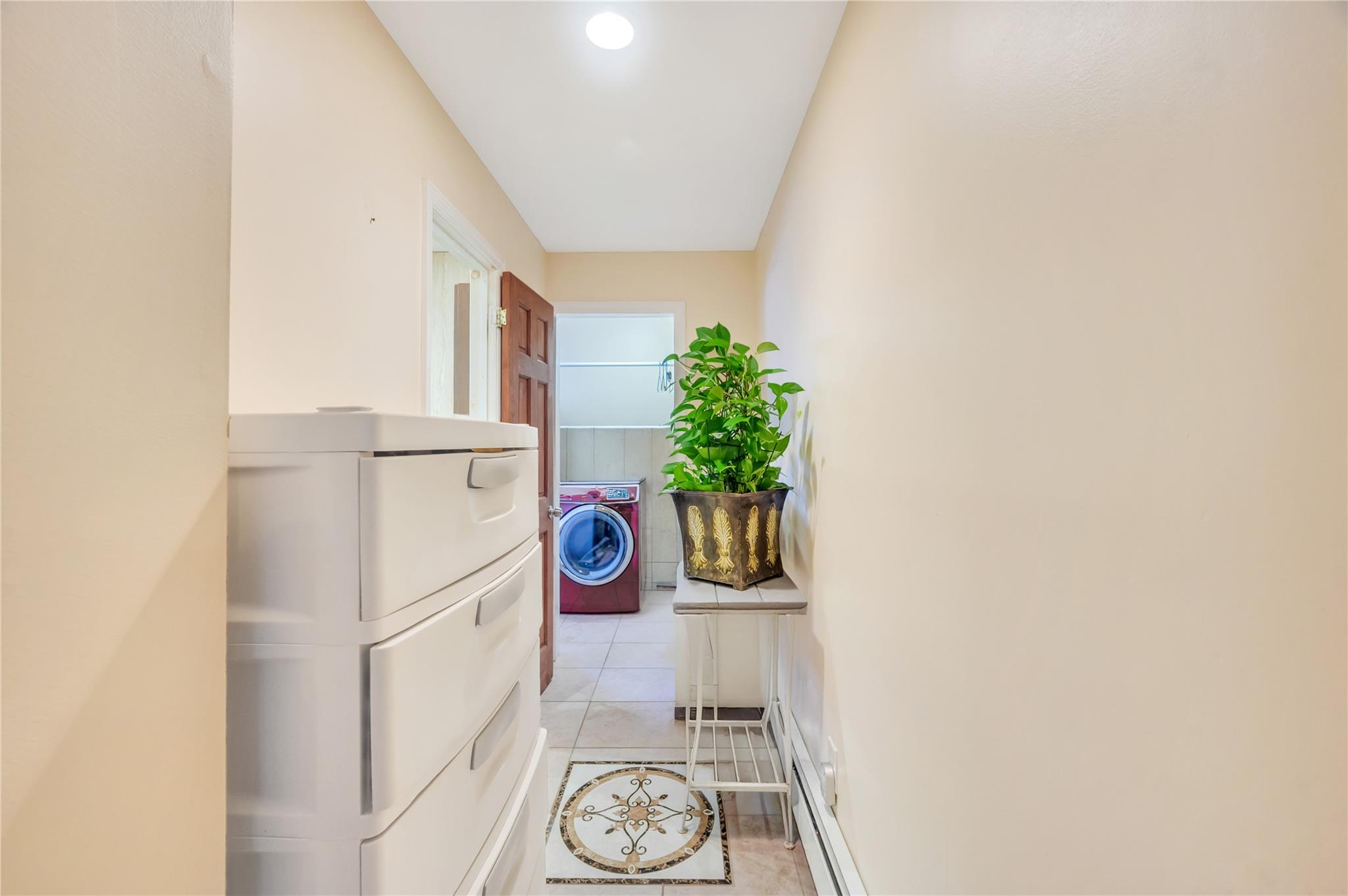 34 Harlem Avenue, Medford, NY 11763