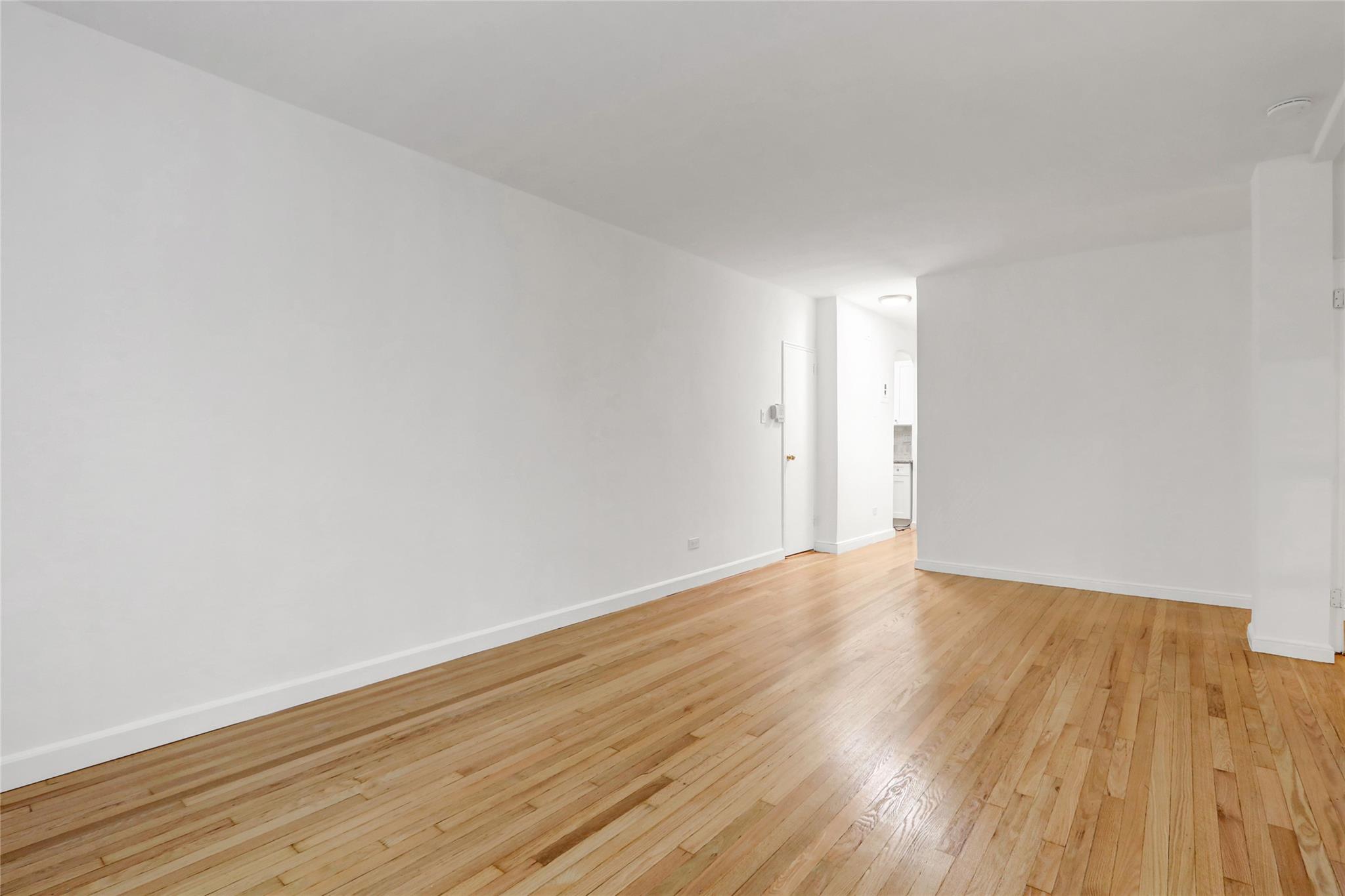 123-25 82nd Avenue # 5R, Kew Gardens, NY 11415