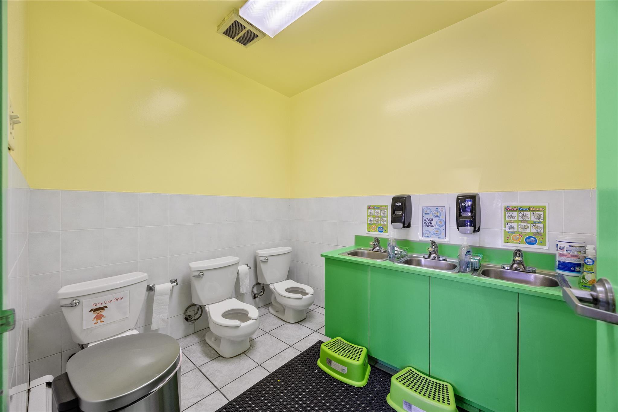 880 60th Street # 1A, Brooklyn, NY 11220