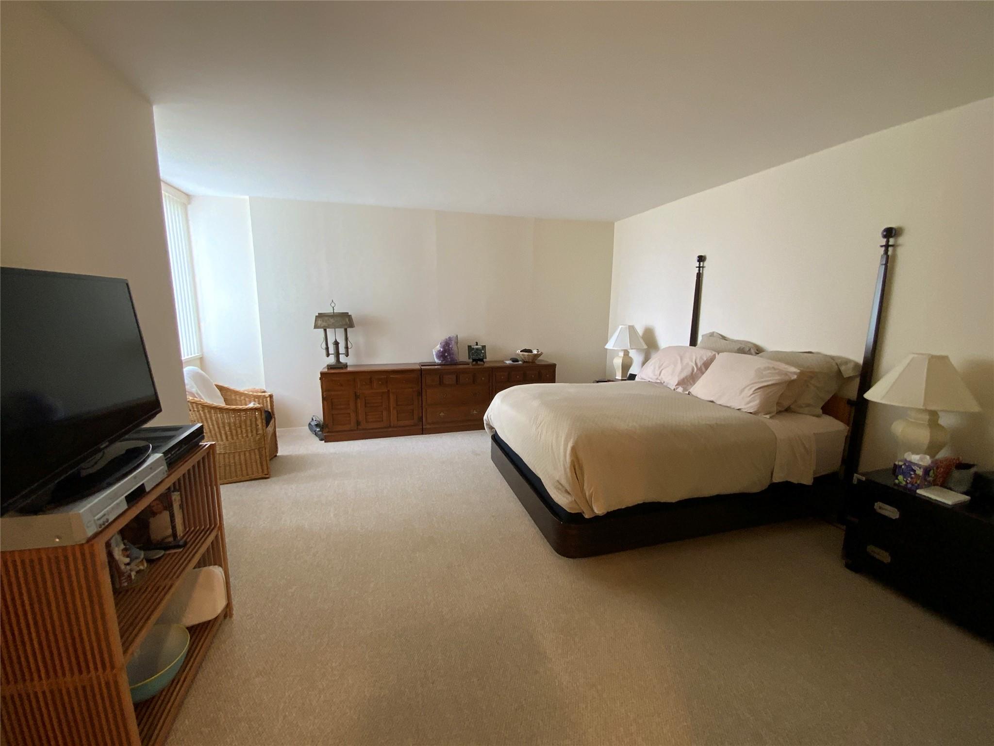 27010 Grand Central Parkway # 19A, Floral Park, NY 11005