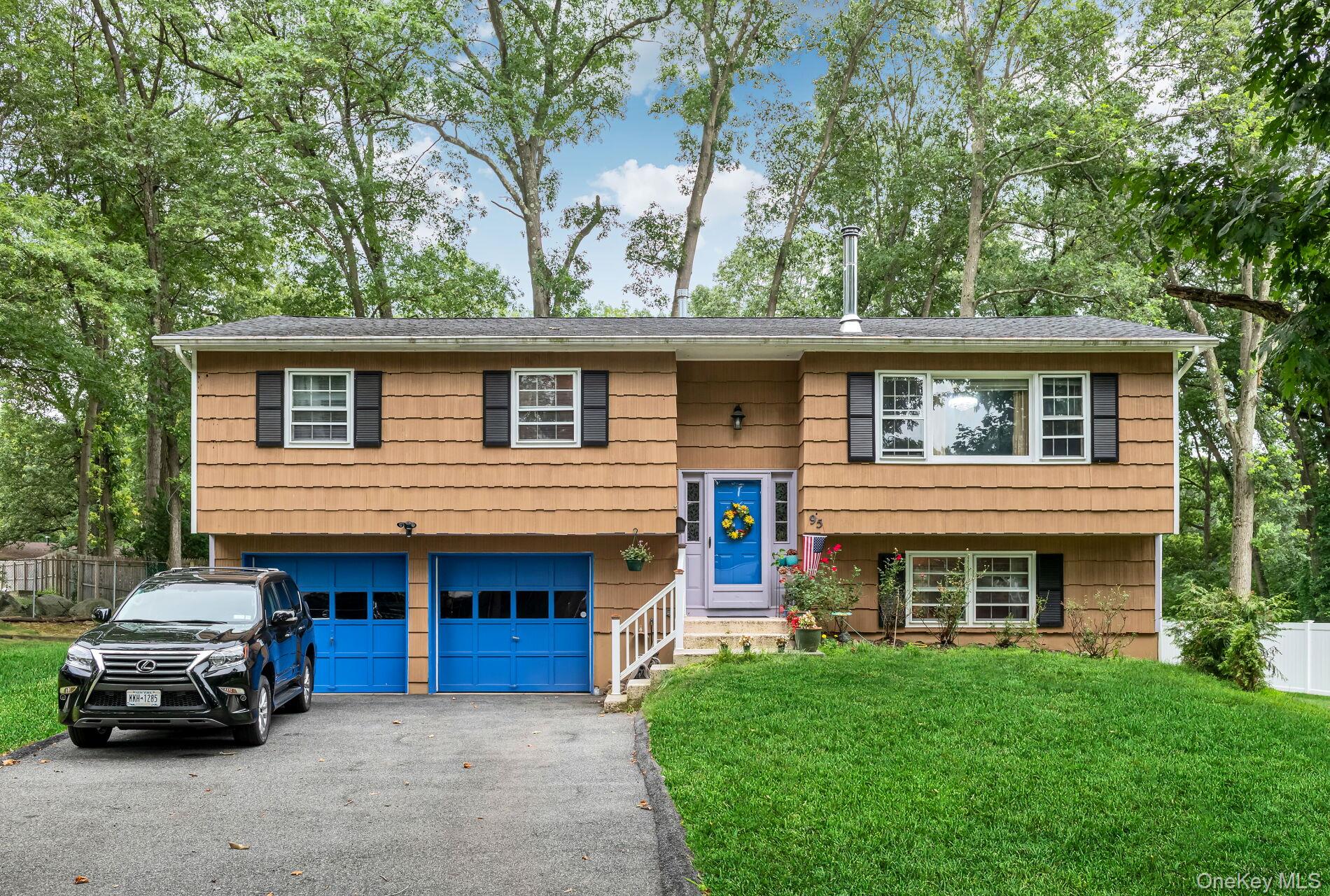 95 Hillside Avenue, Suffern, NY 10901