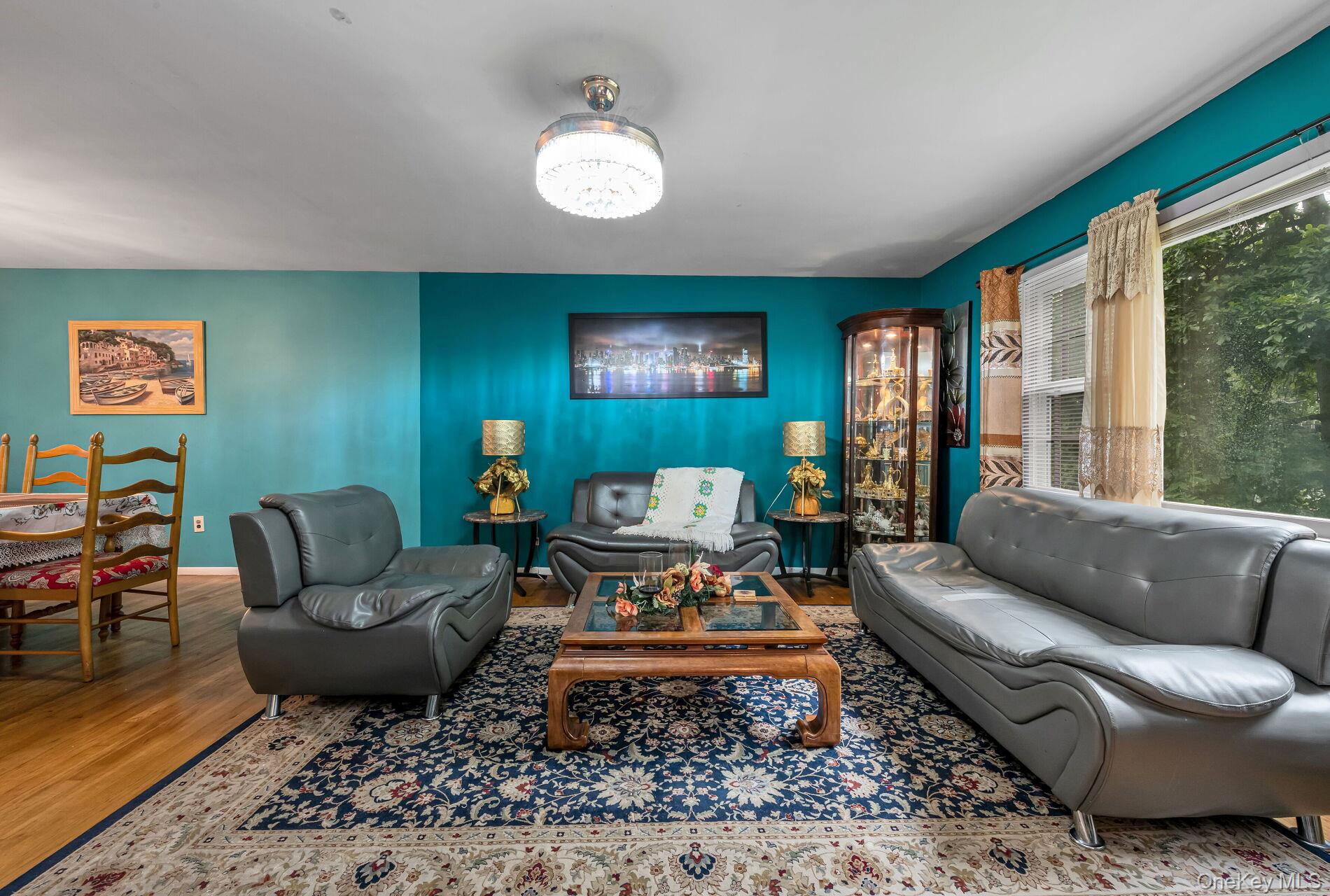 95 Hillside Avenue, Suffern, NY 10901