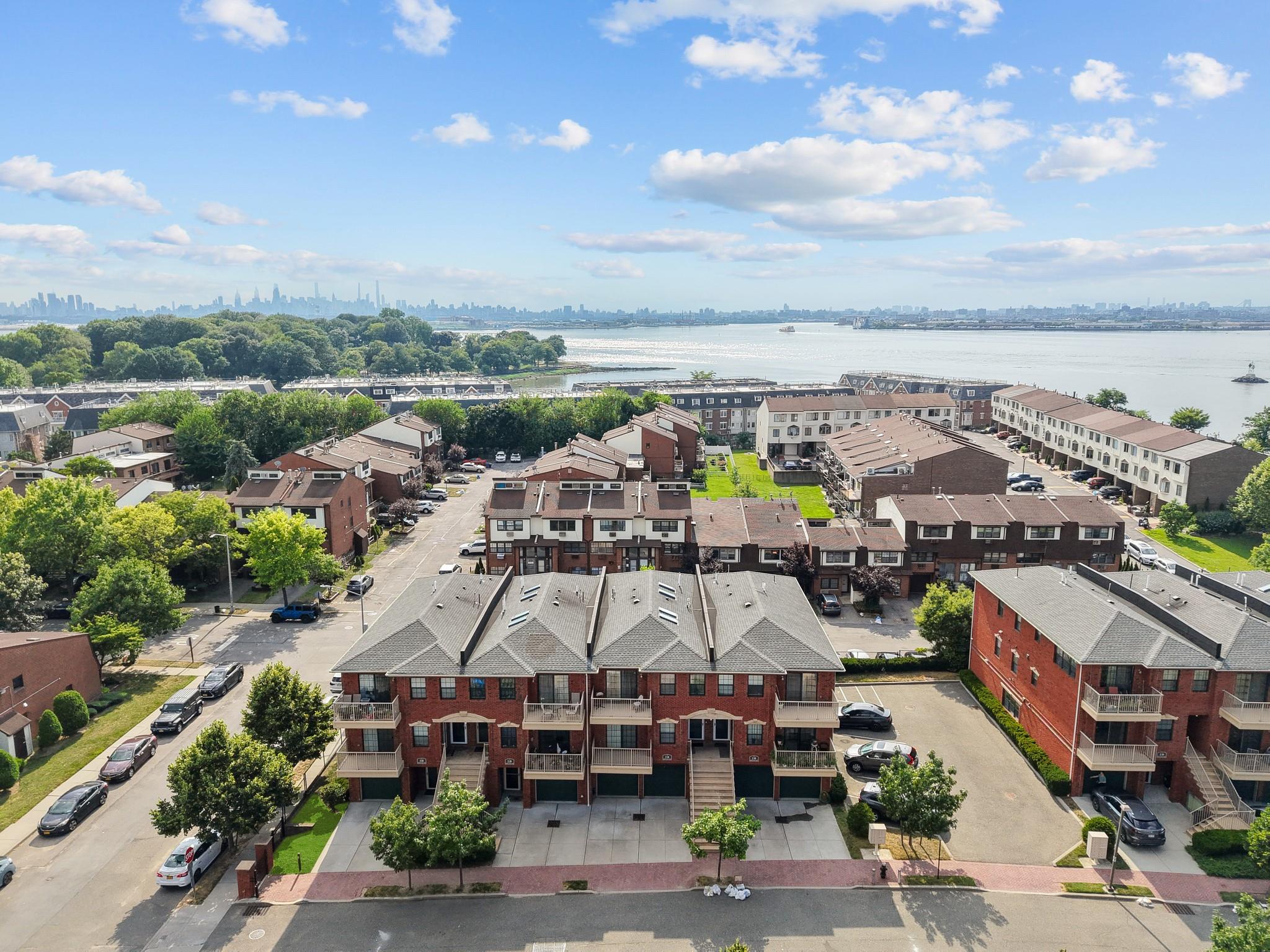Apt A 2-22 Constitution Place # 167, College Point, NY 11356