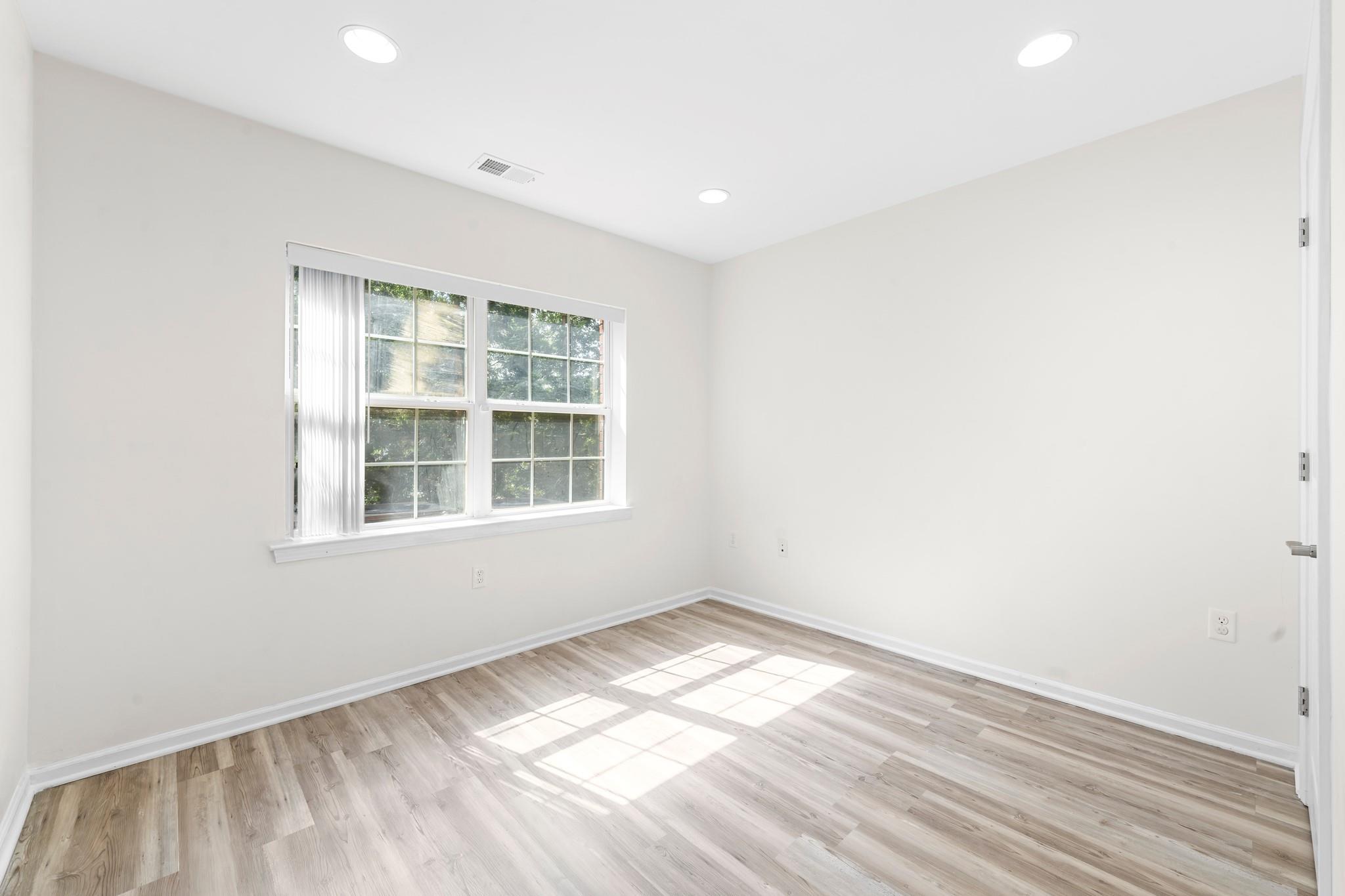 Apt A 2-22 Constitution Place # 167, College Point, NY 11356