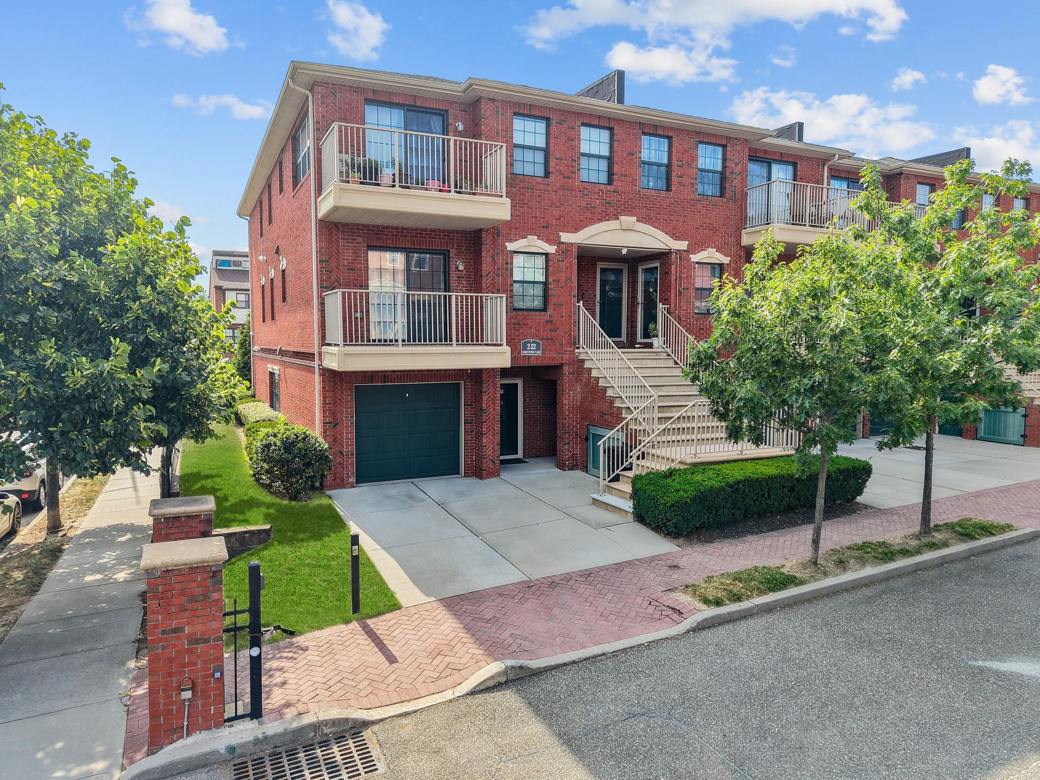 Apt A 2-22 Constitution Place # 167, College Point, NY 11356