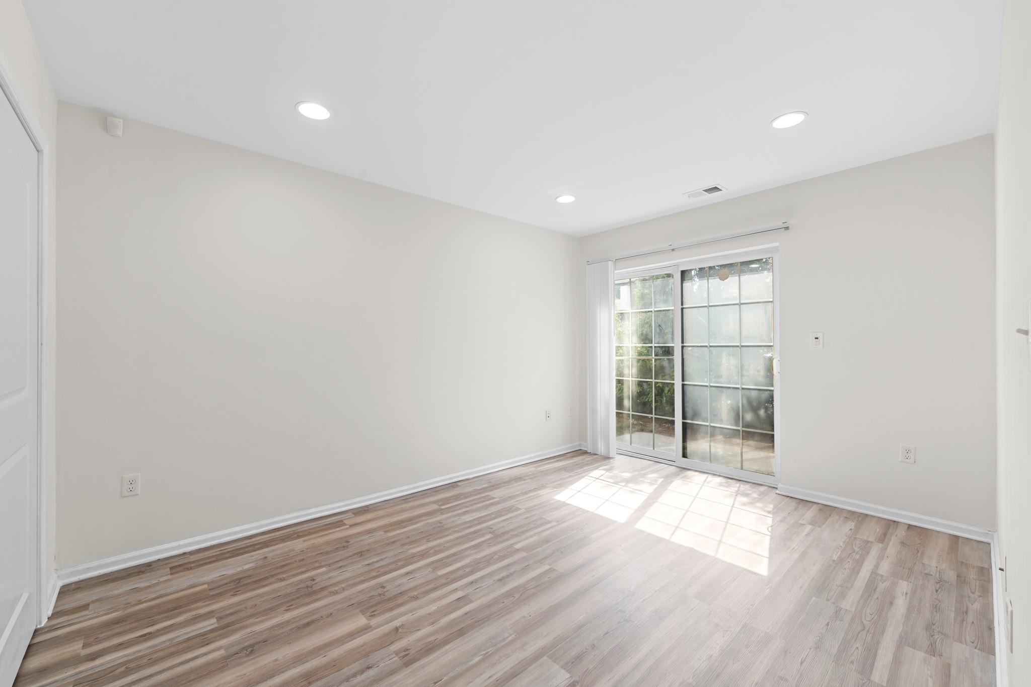 Apt A 2-22 Constitution Place # 167, College Point, NY 11356