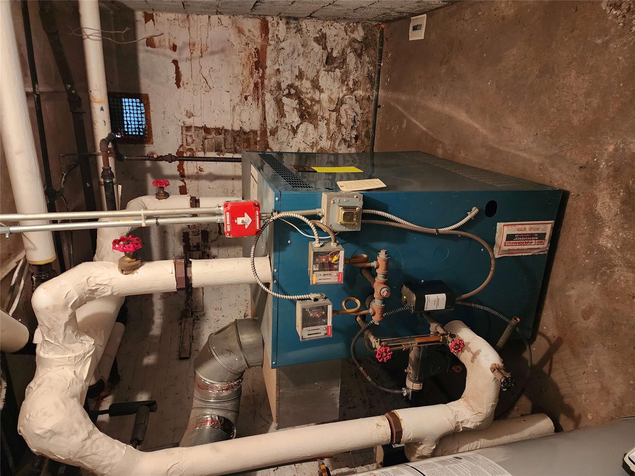 414 Onderdonk Avenue, Ridgewood, NY 11385