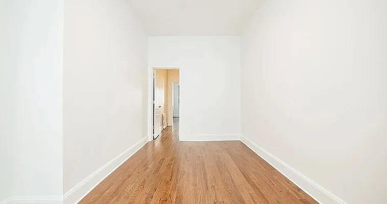 414 Onderdonk Avenue, Ridgewood, NY 11385