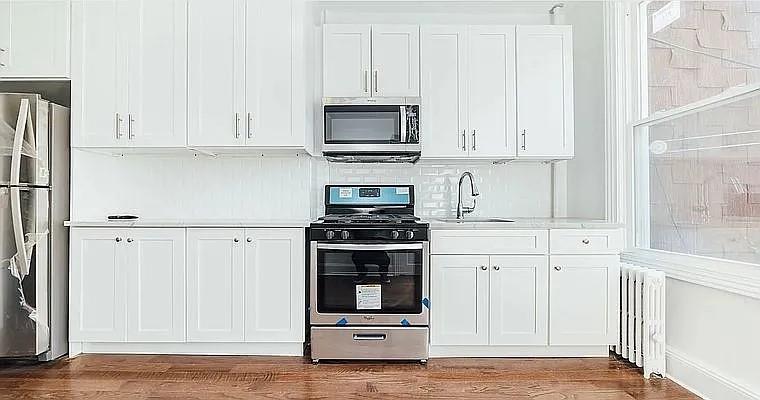 414 Onderdonk Avenue, Ridgewood, NY 11385