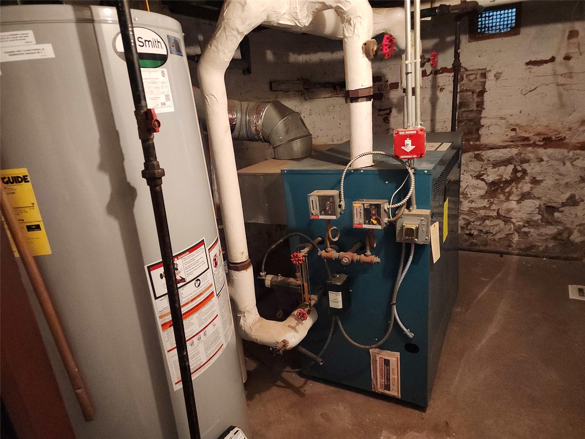 414 Onderdonk Avenue, Ridgewood, NY 11385