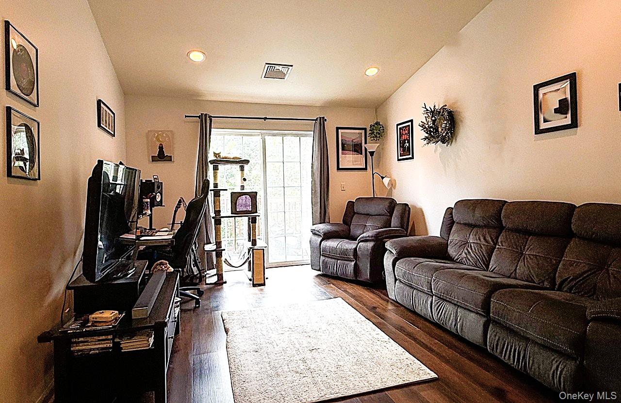 1139 Maggie Road # 6-10, Newburgh, NY 12550