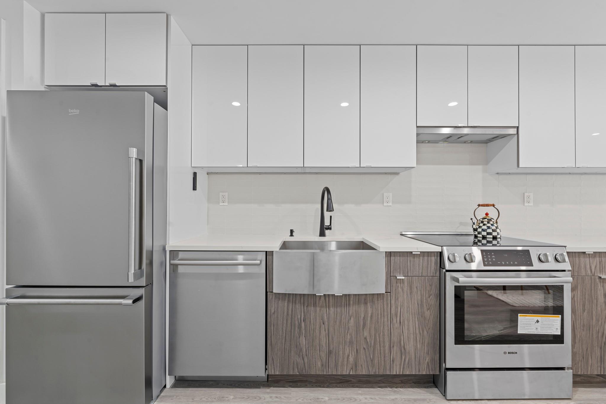 46-40 Vernon Boulevard # 2B, Long Island City, NY 11101