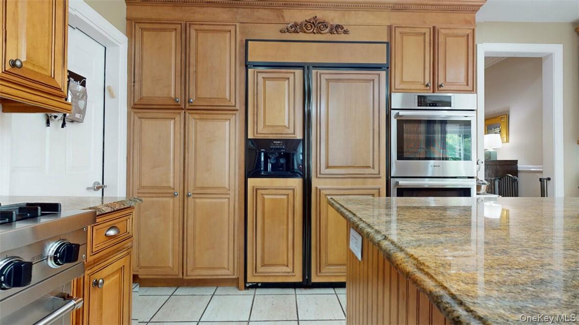 9 Roselawn Road, Highland Mills, NY 10930