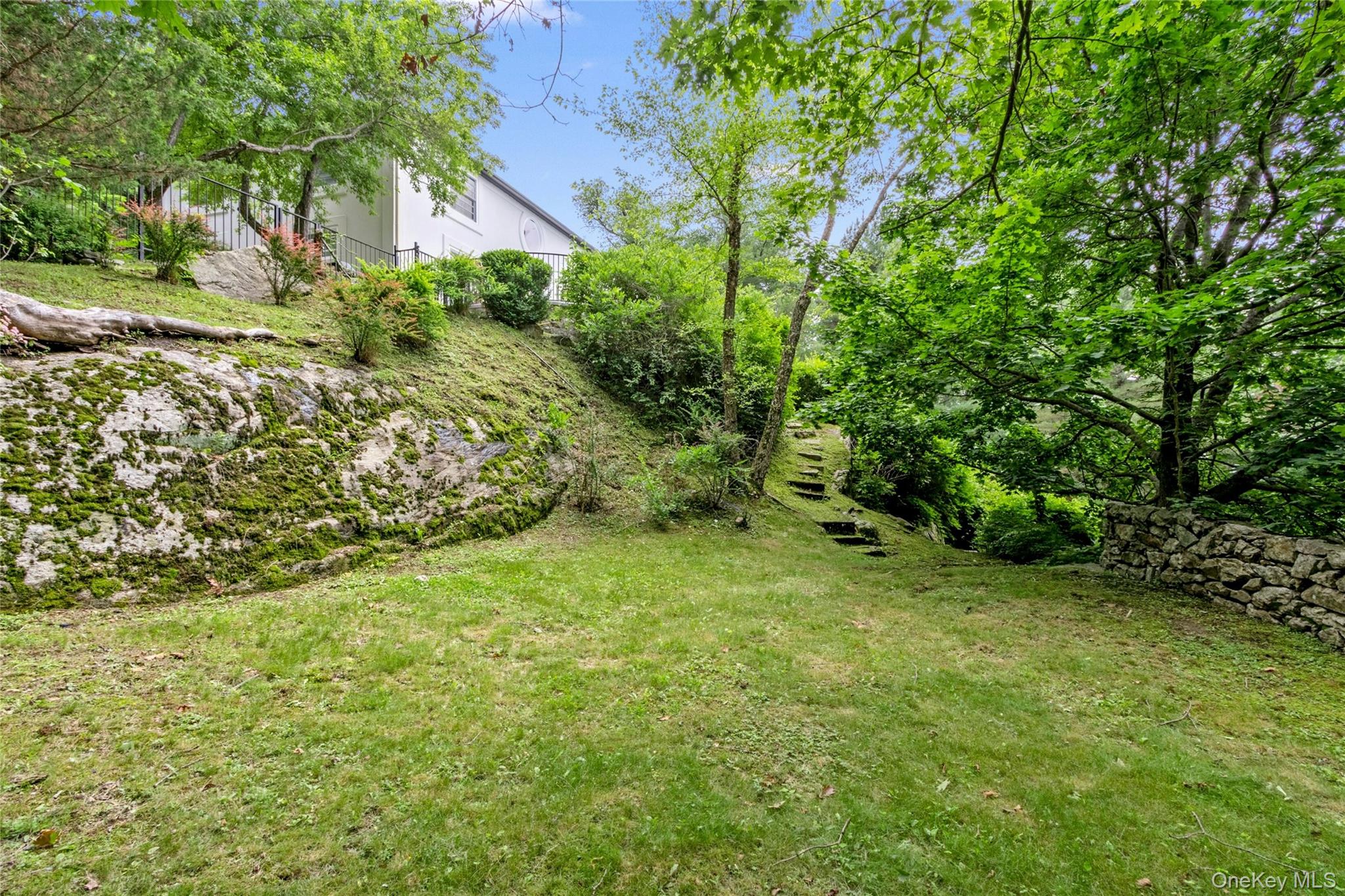 94 Cliff Road, Tuxedo Park, NY 10987