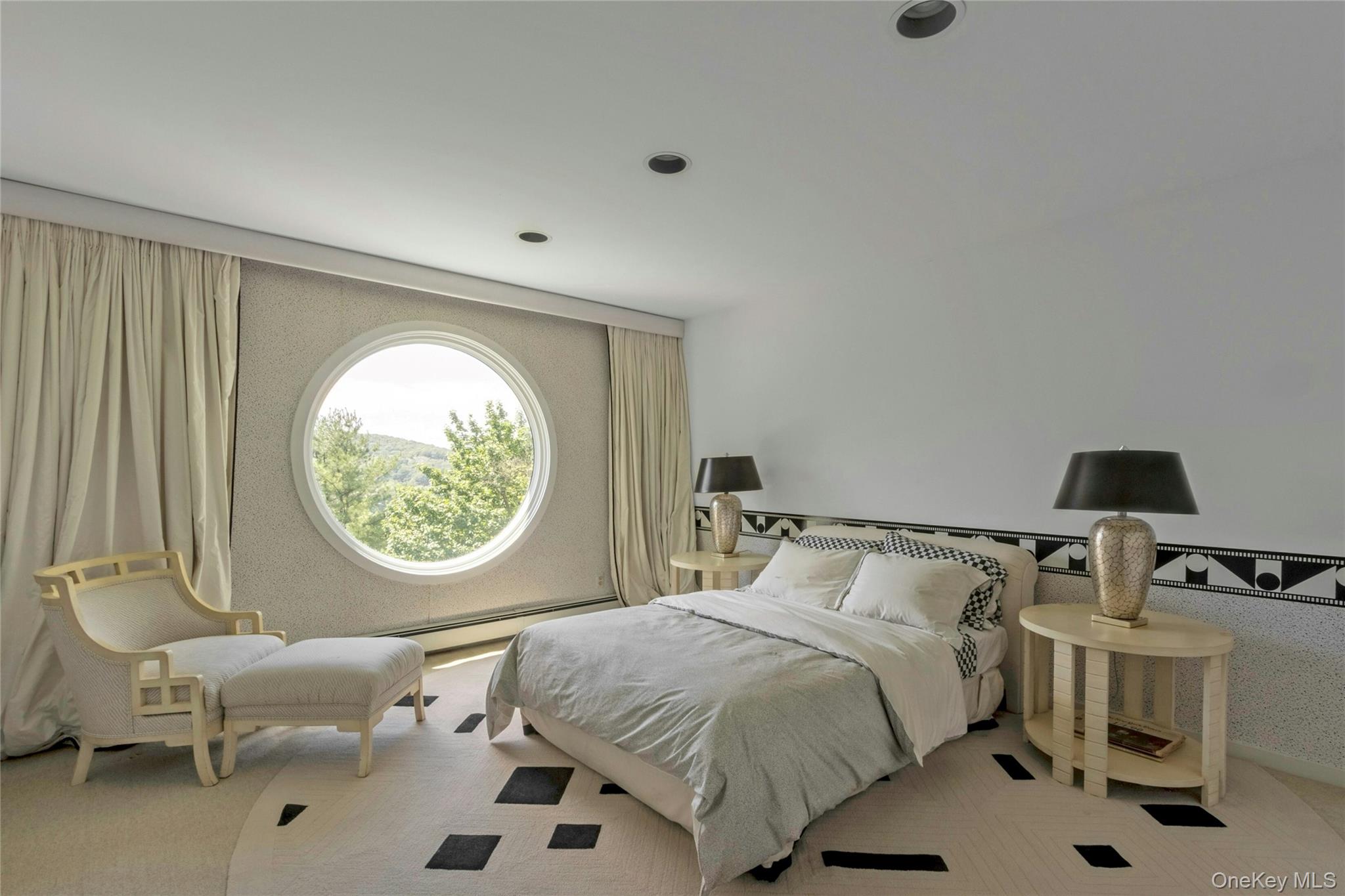 94 Cliff Road, Tuxedo Park, NY 10987