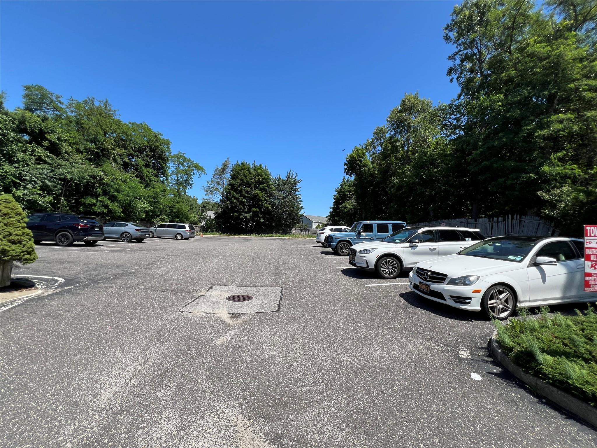 3021B Jericho Turnpike, East Northport, NY 11731