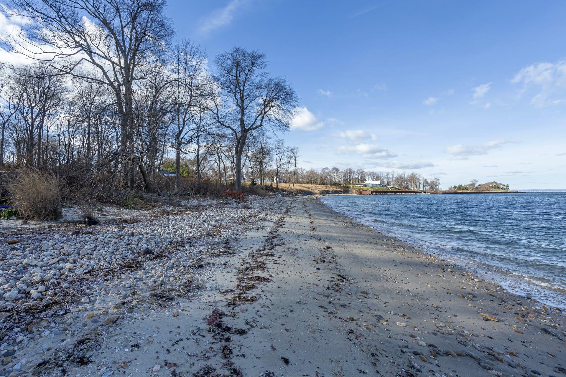 145 Centre Island Road, Centre Island, NY 11771
