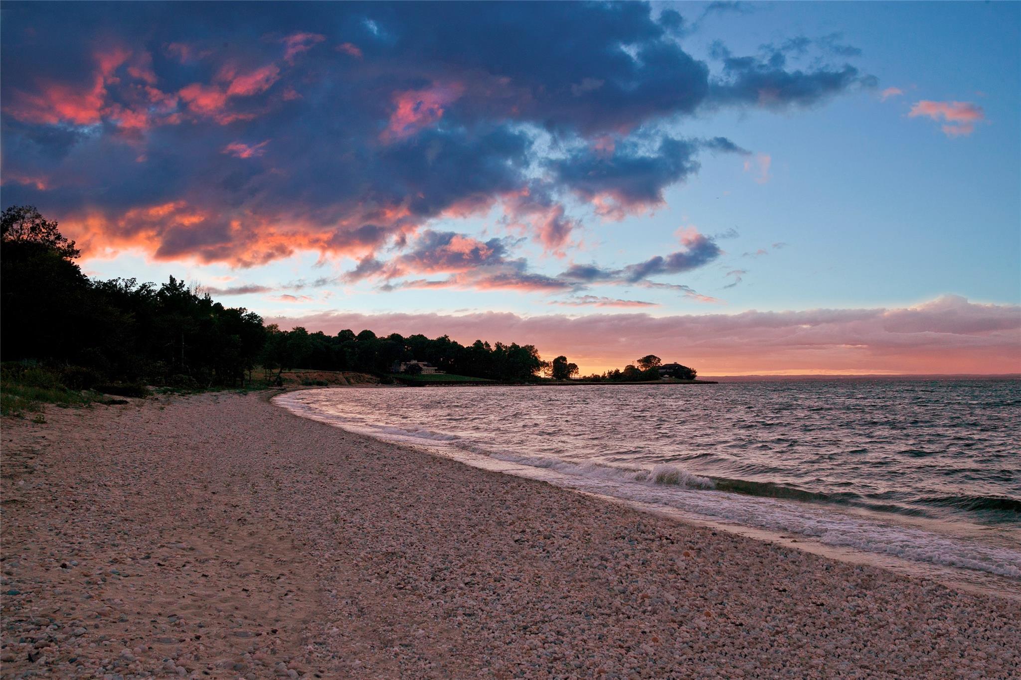 145 Centre Island Road, Centre Island, NY 11771