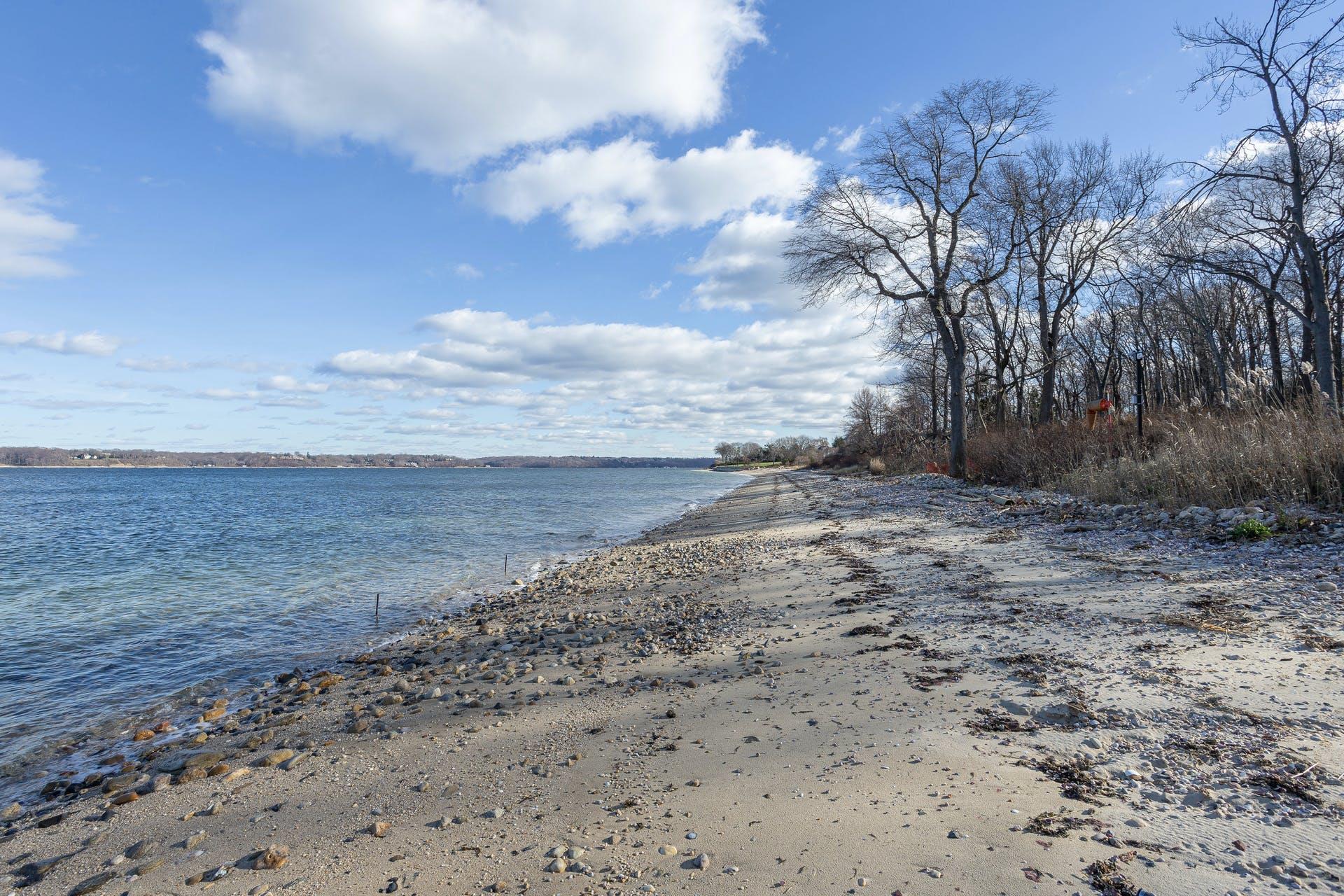 145 Centre Island Road, Centre Island, NY 11771