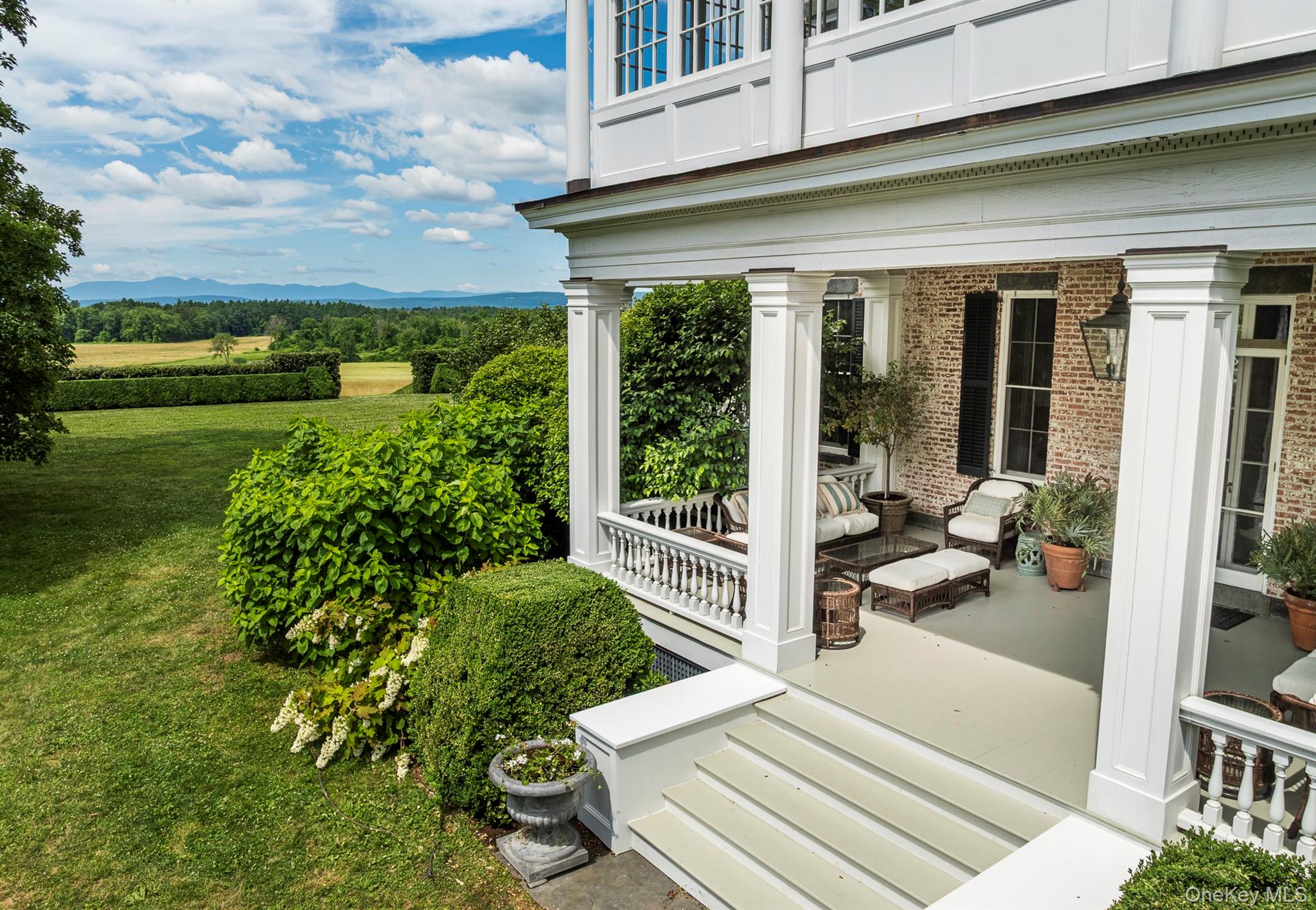 199 Eichybush Road, Kinderhook, NY 12106