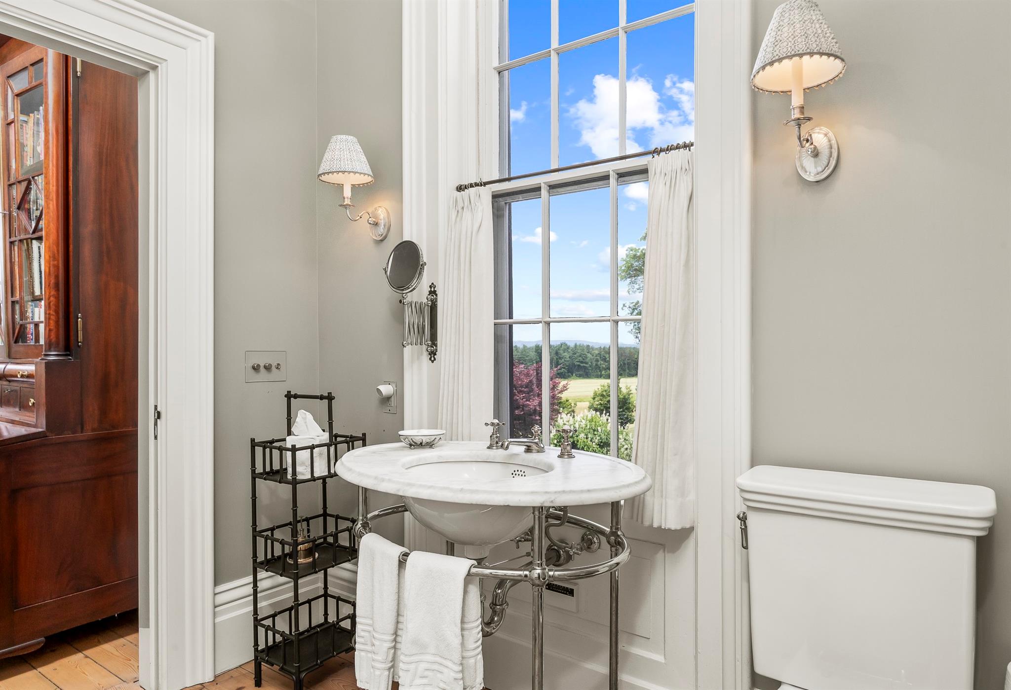 199 Eichybush Road, Kinderhook, NY 12106