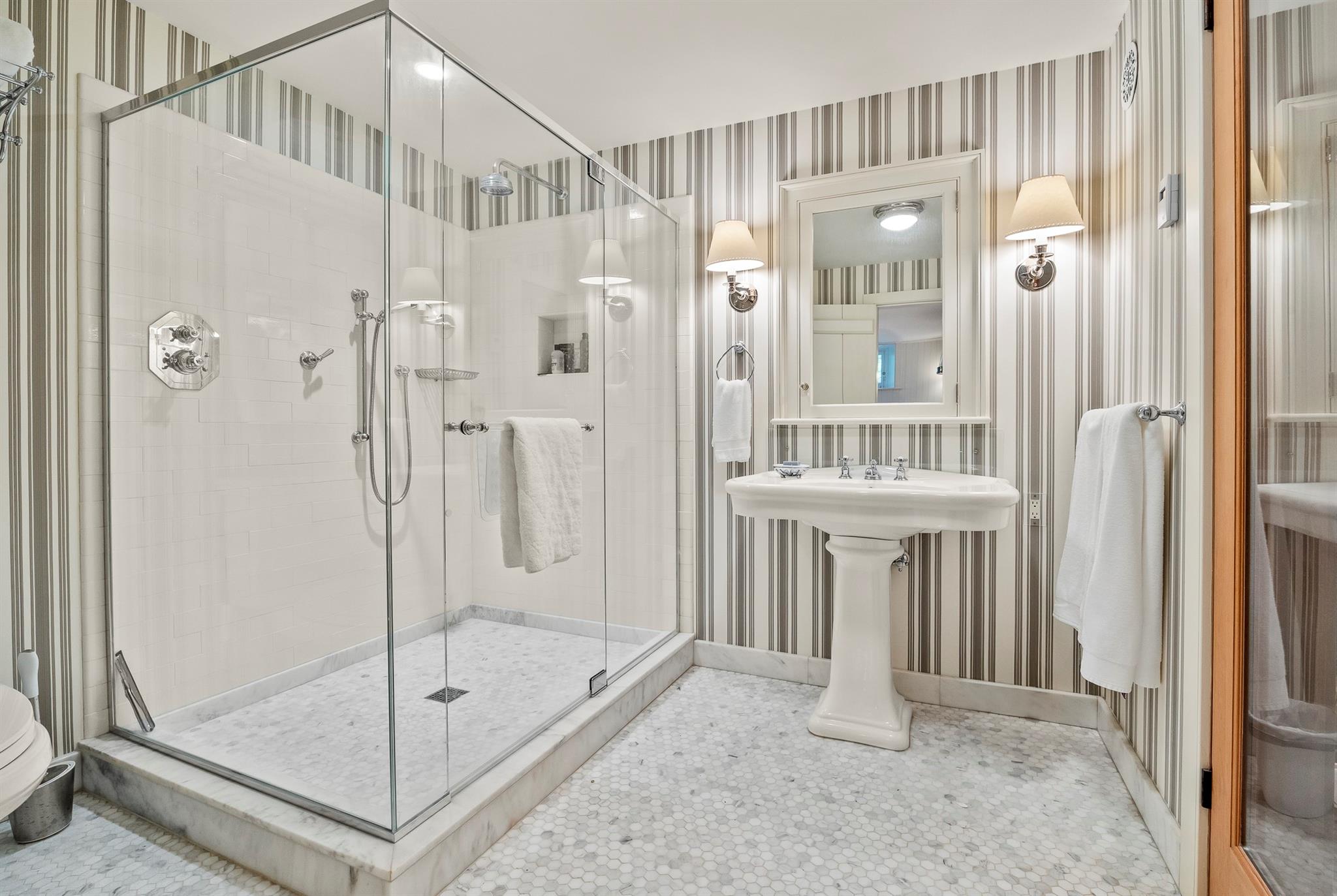 199 Eichybush Road, Kinderhook, NY 12106