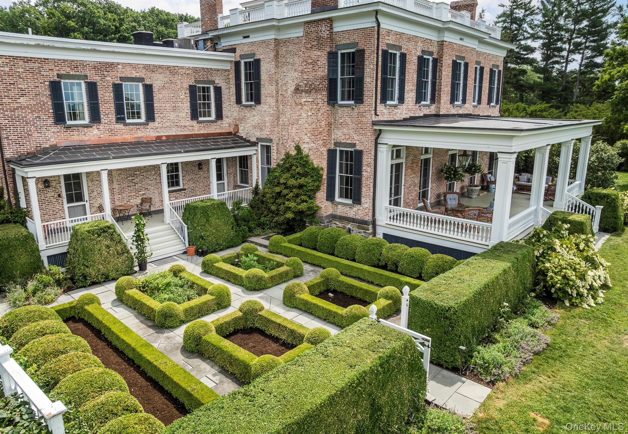 199 Eichybush Road, Kinderhook, NY 12106