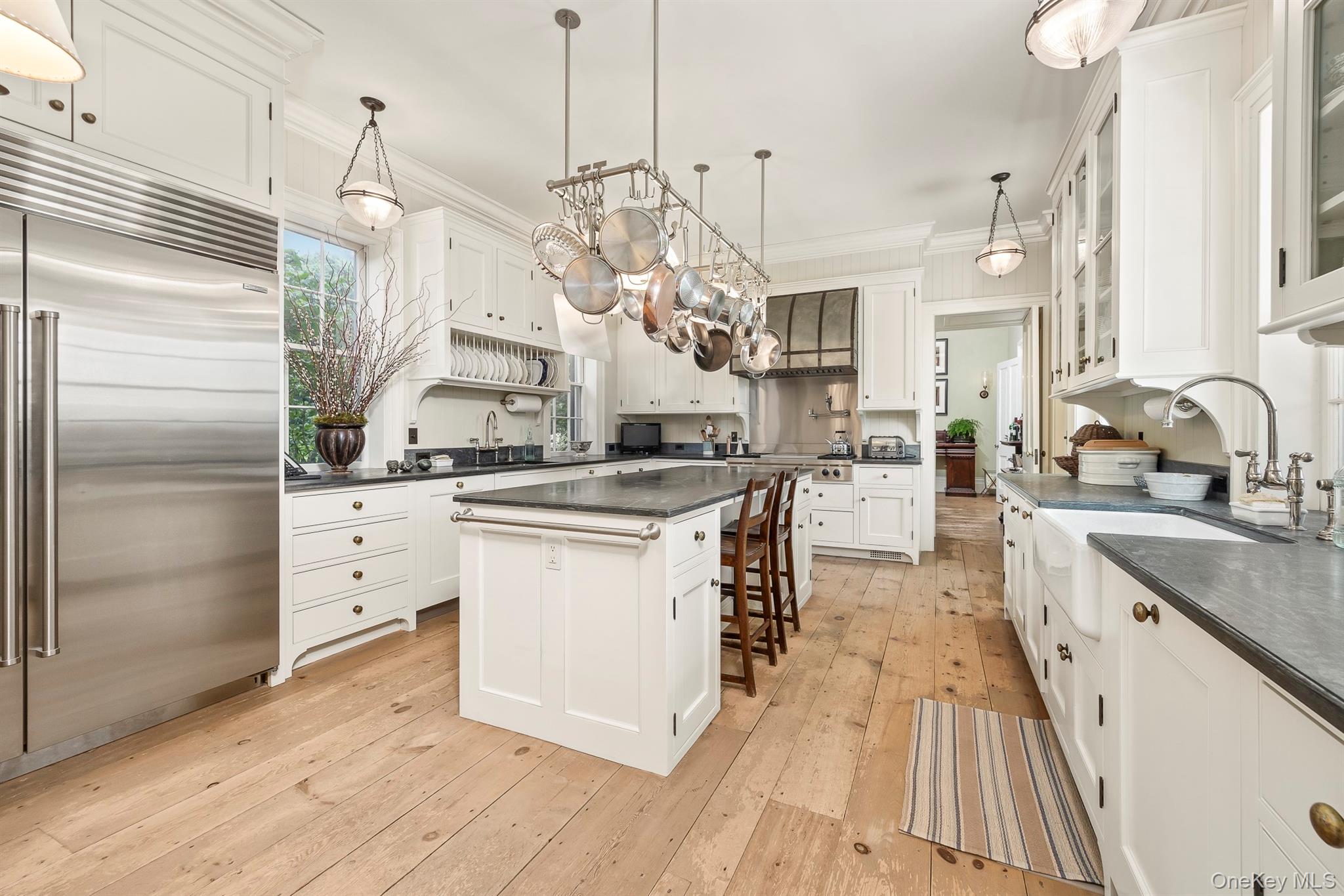 199 Eichybush Road, Kinderhook, NY 12106