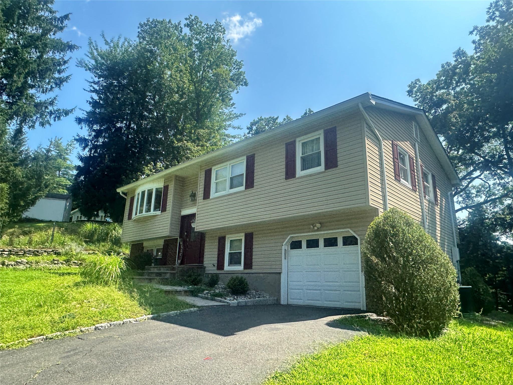 9 Ann Avenue, Stony Point, NY 10980