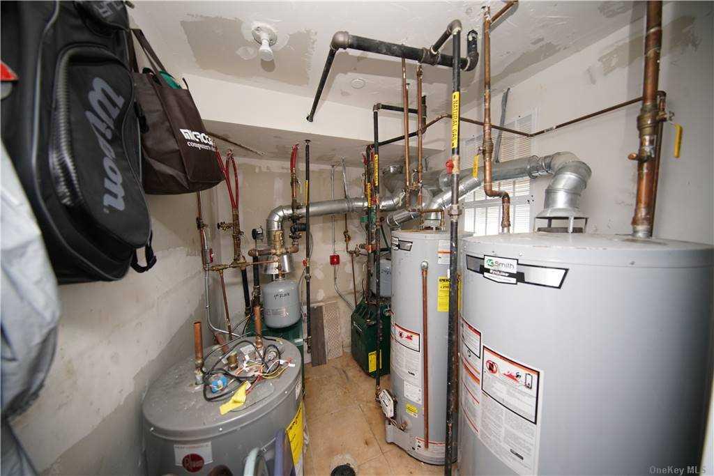 57-12 153th Street, Flushing, NY 11355