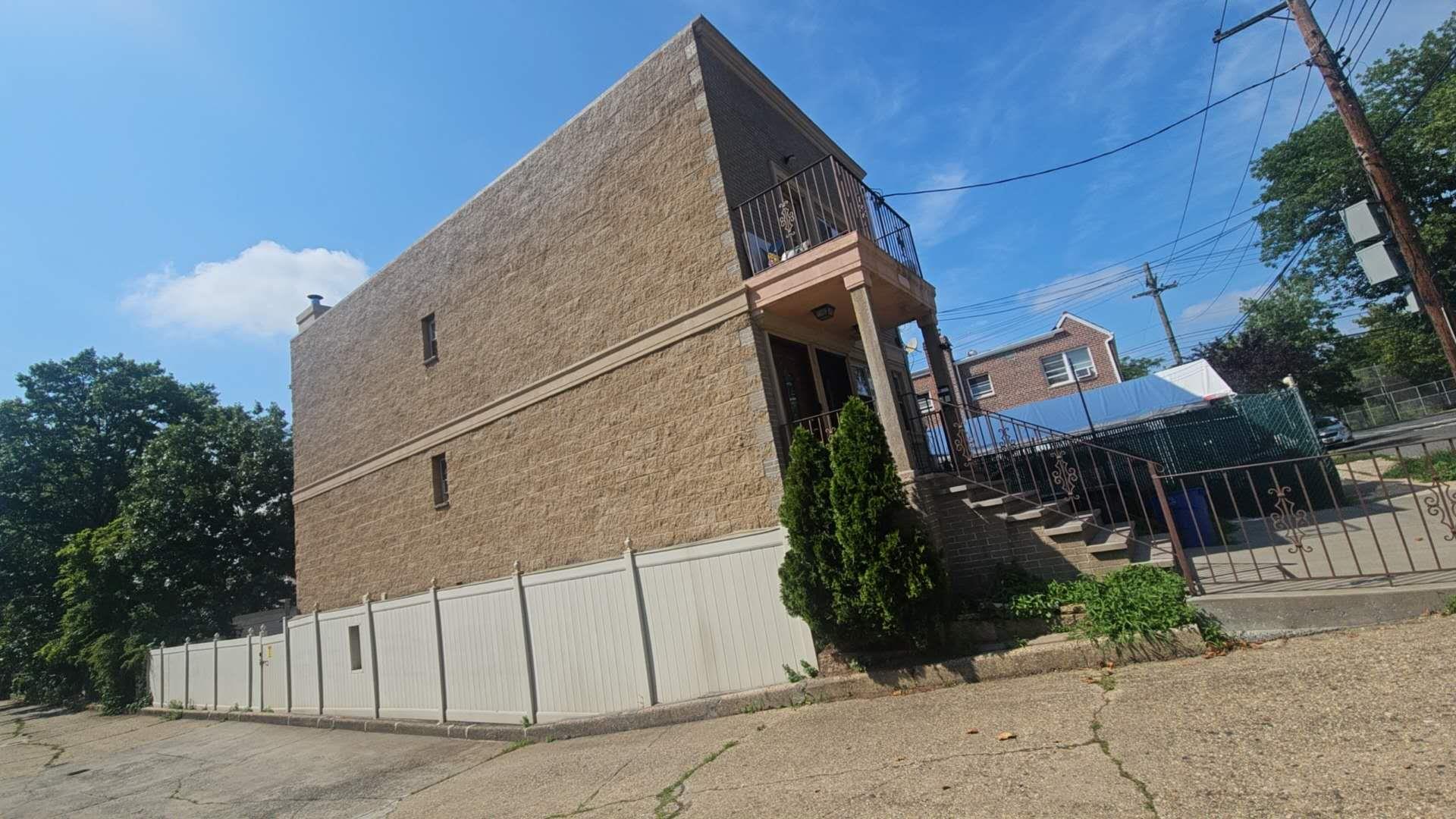 57-12 153th Street, Flushing, NY 11355