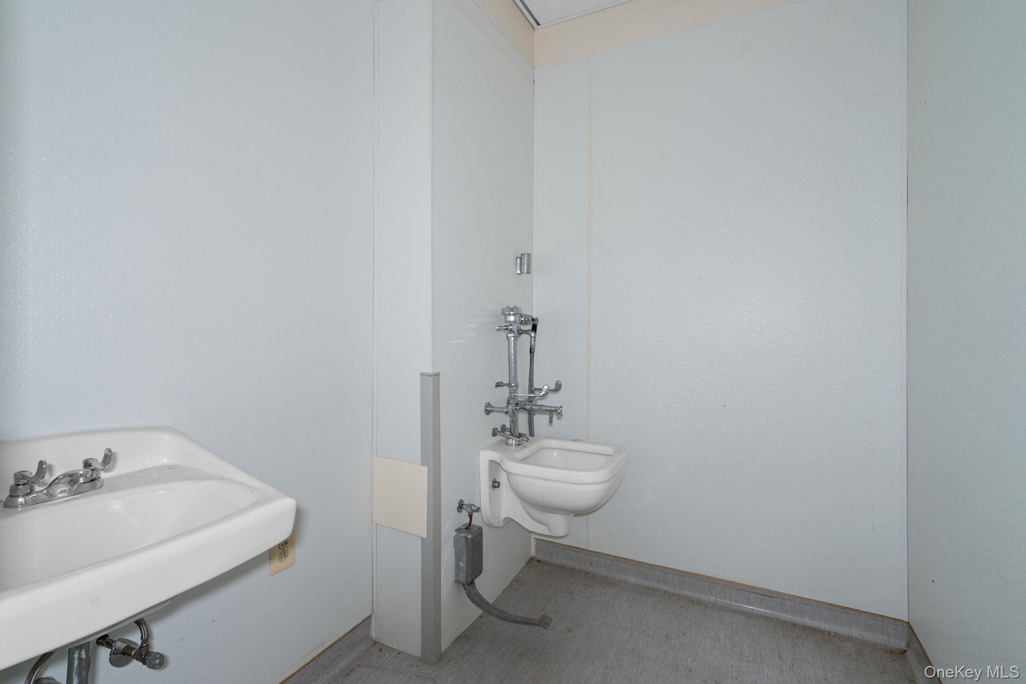 4 Corwin Court, Newburgh, NY 12550