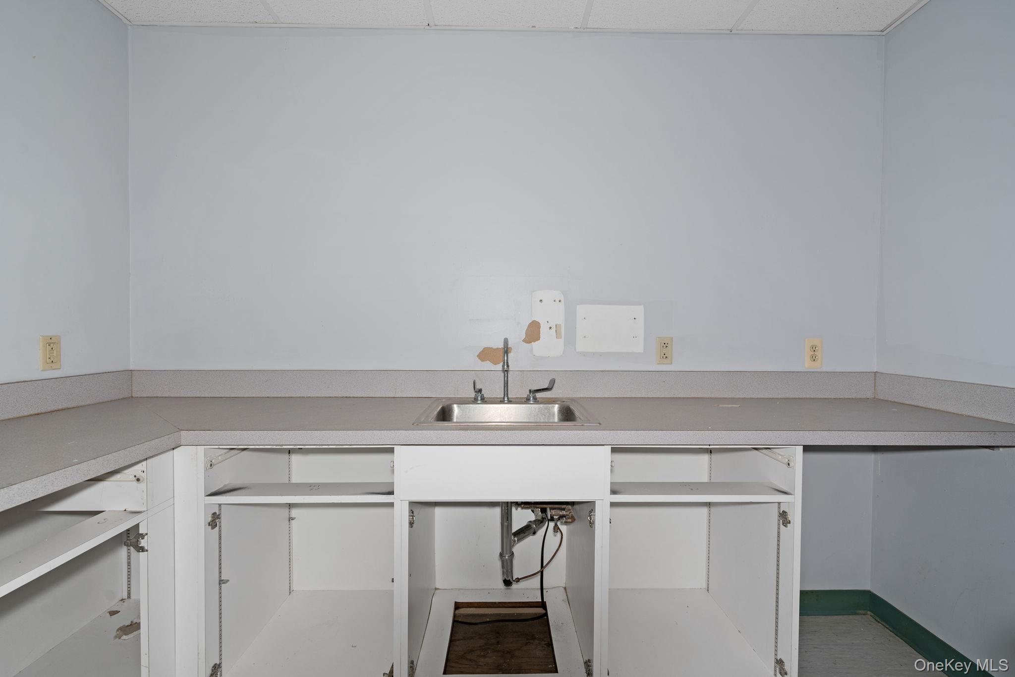 4 Corwin Court, Newburgh, NY 12550