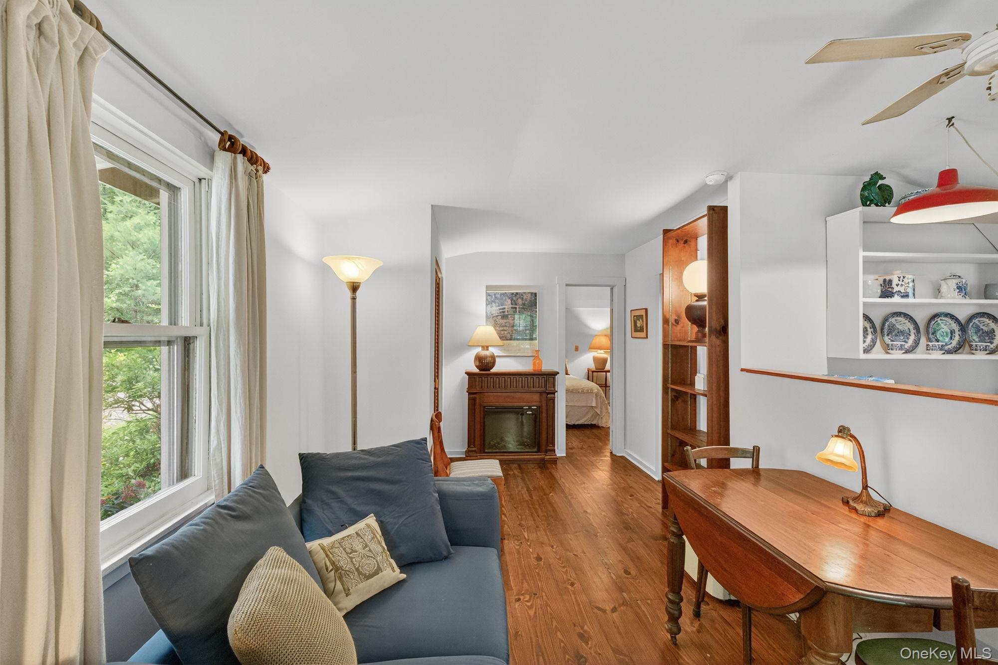 27 Old Wagon Road, Woodstock, NY 12498