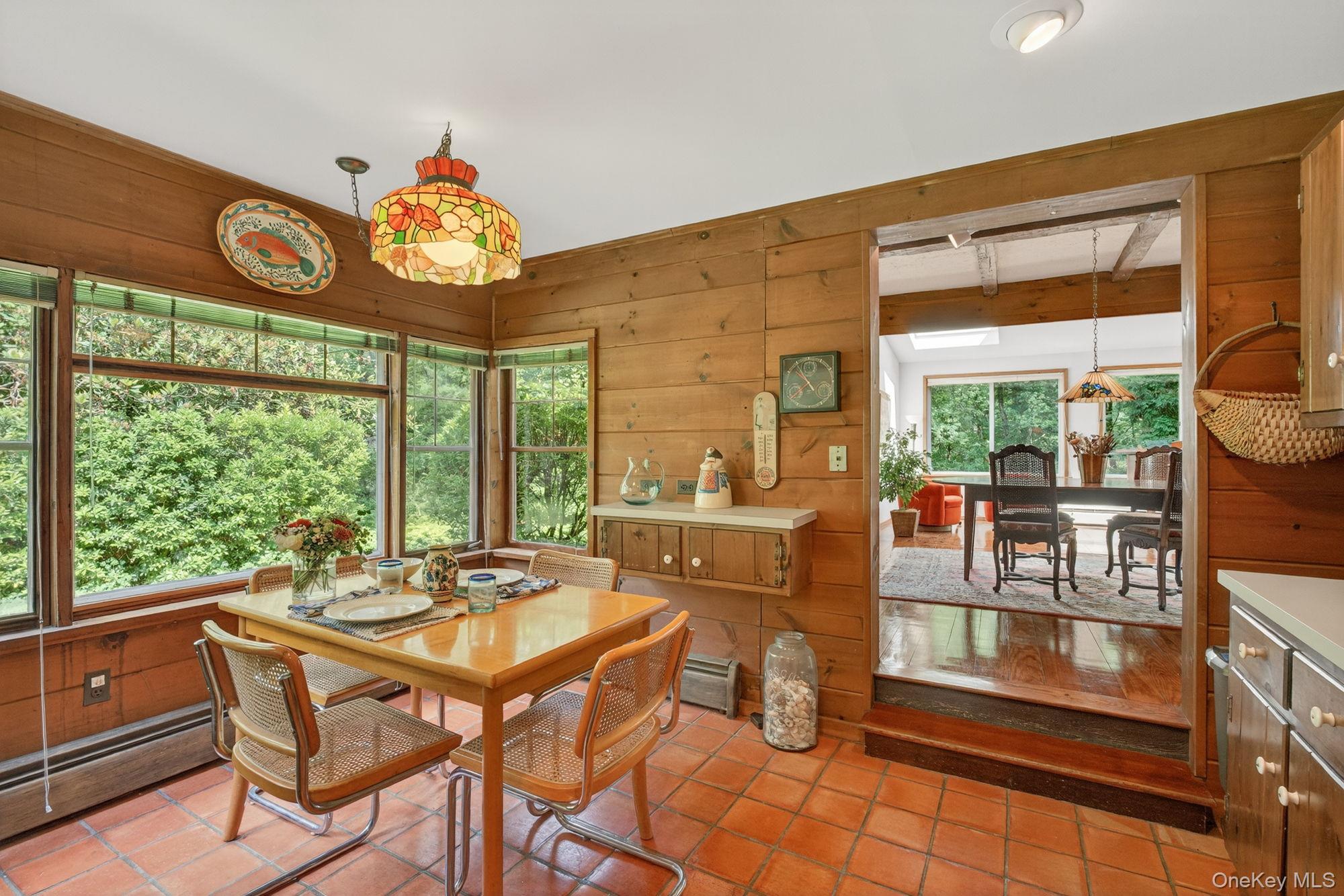 27 Old Wagon Road, Woodstock, NY 12498