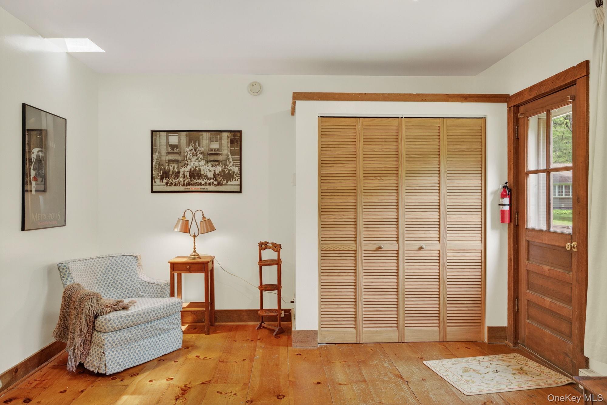 27 Old Wagon Road, Woodstock, NY 12498