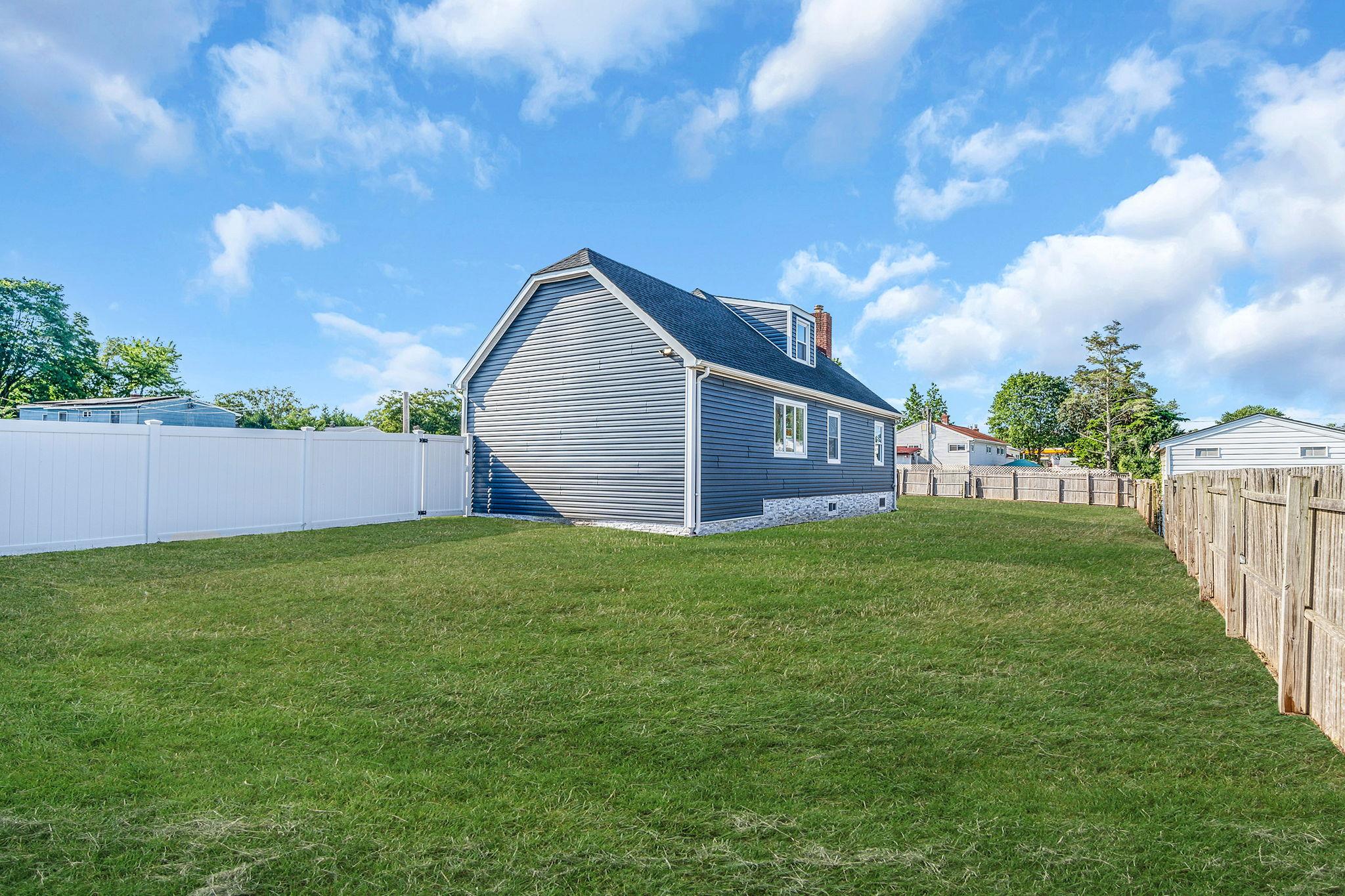 105 Commack Road, North Babylon, NY 11703