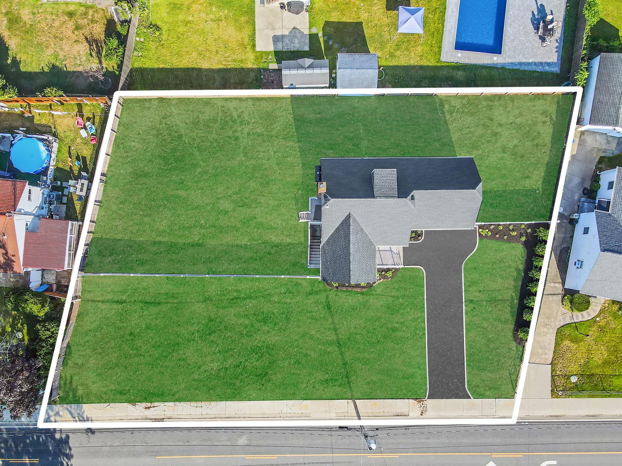 105 Commack Road, North Babylon, NY 11703