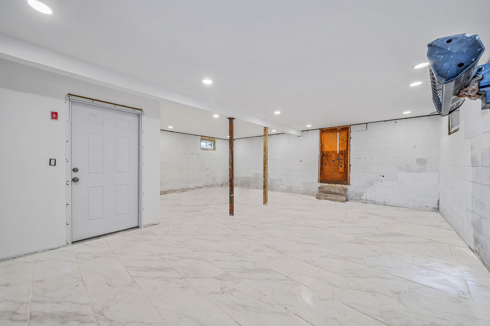 105 Commack Road, North Babylon, NY 11703